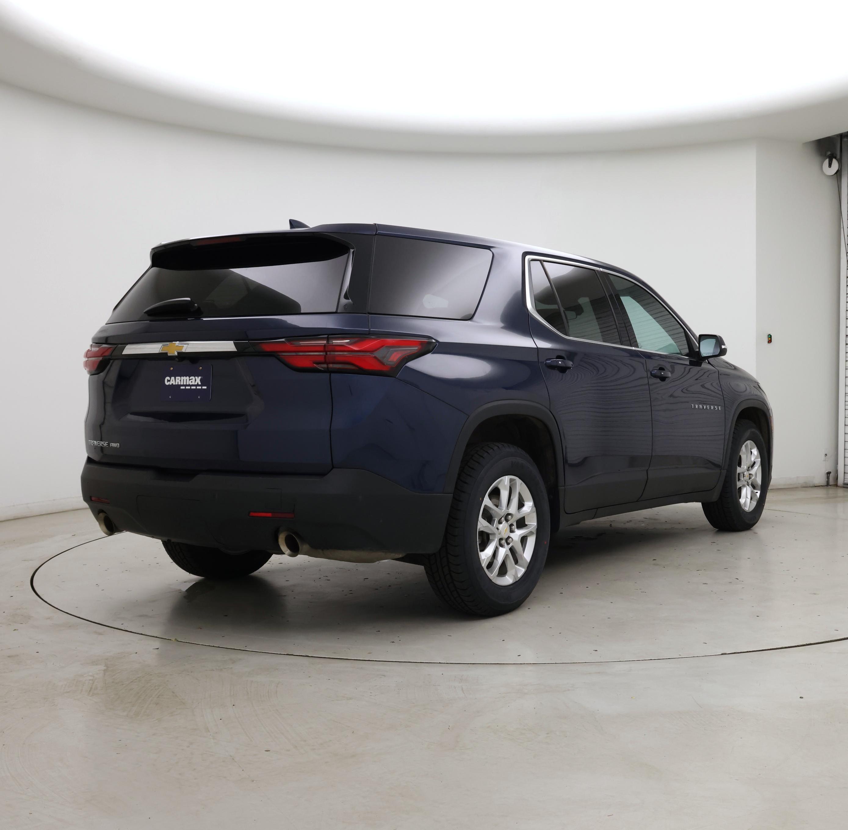 Thumbnail: 2023 Chevrolet Traverse - 8