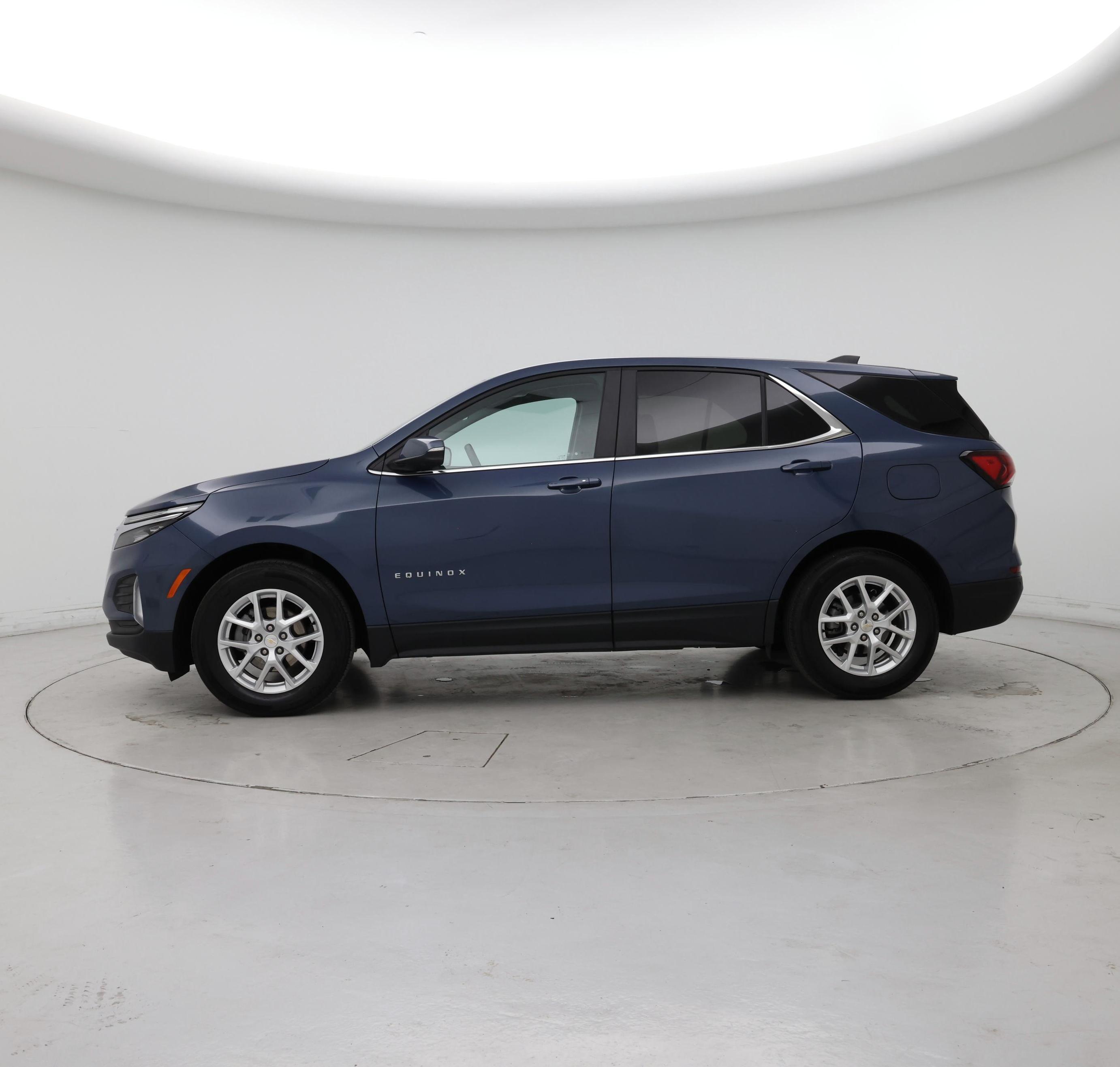 Thumbnail: 2024 Chevrolet Equinox - 3