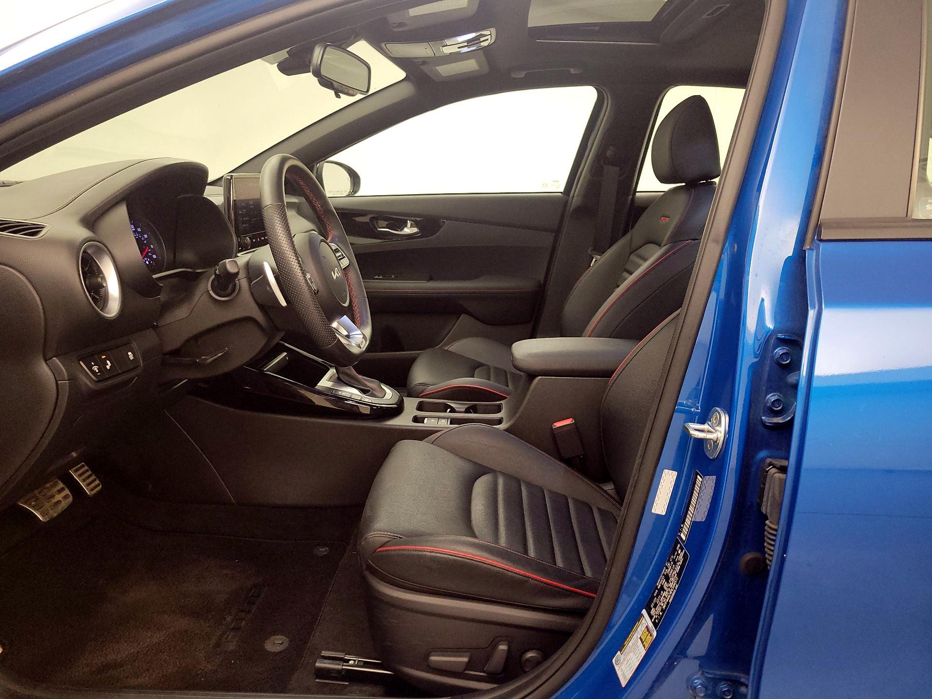 Thumbnail: 2023 Kia Forte - 11