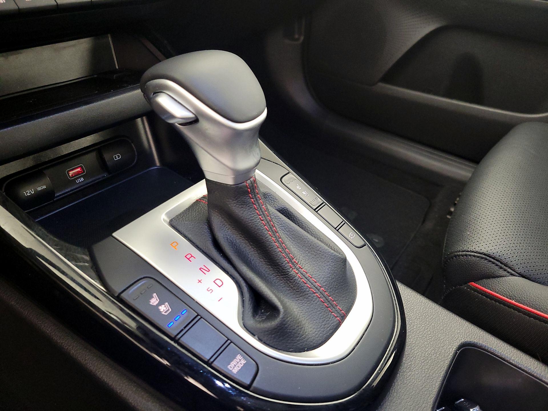 Thumbnail: 2023 Kia Forte - 18