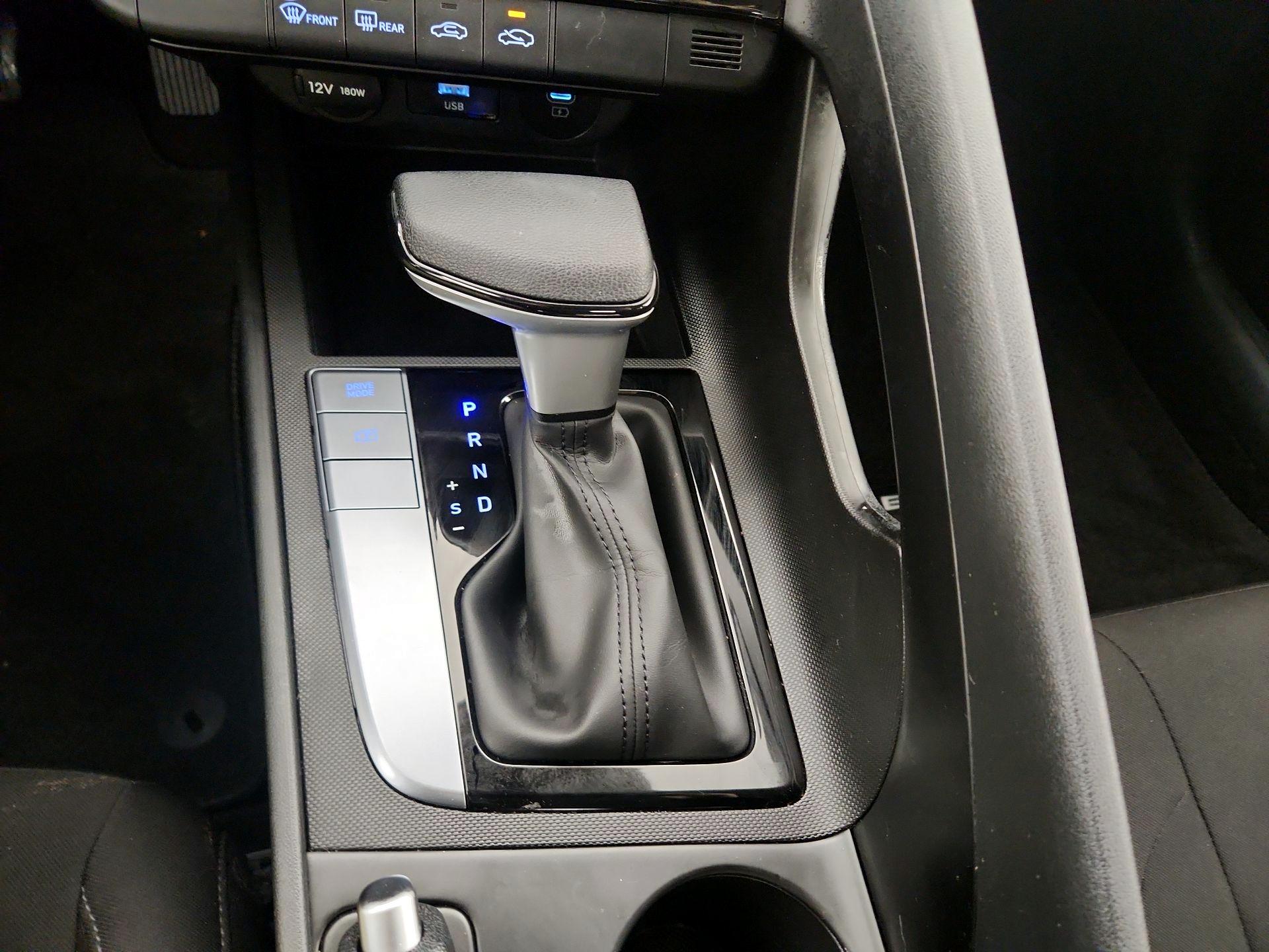 Thumbnail: 2024 Hyundai Elantra - 18