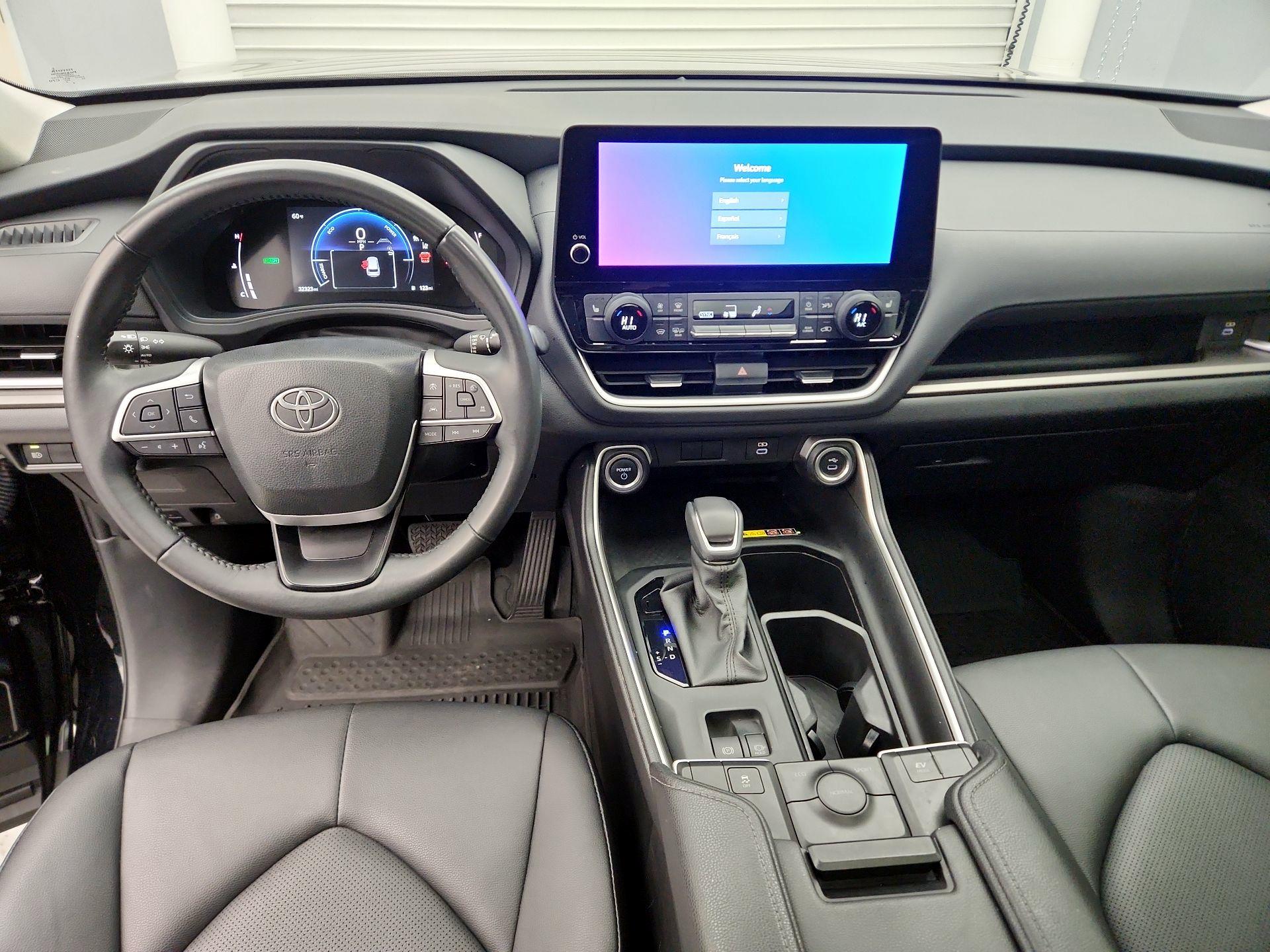 Thumbnail: 2024 Toyota Highlander - 9