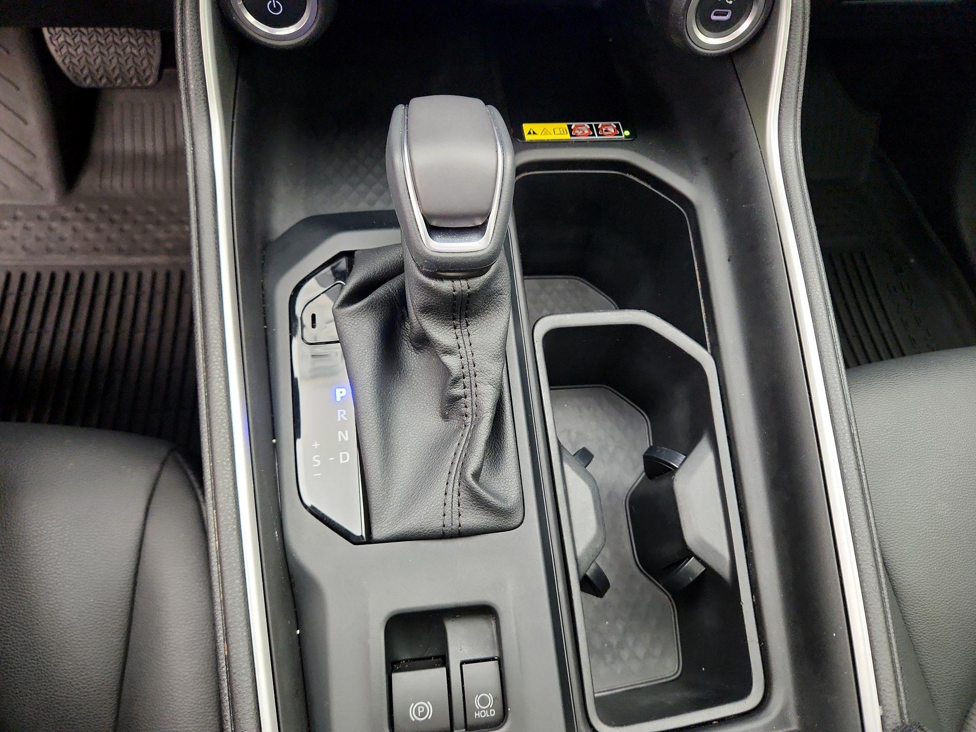 Thumbnail: 2024 Toyota Highlander - 17