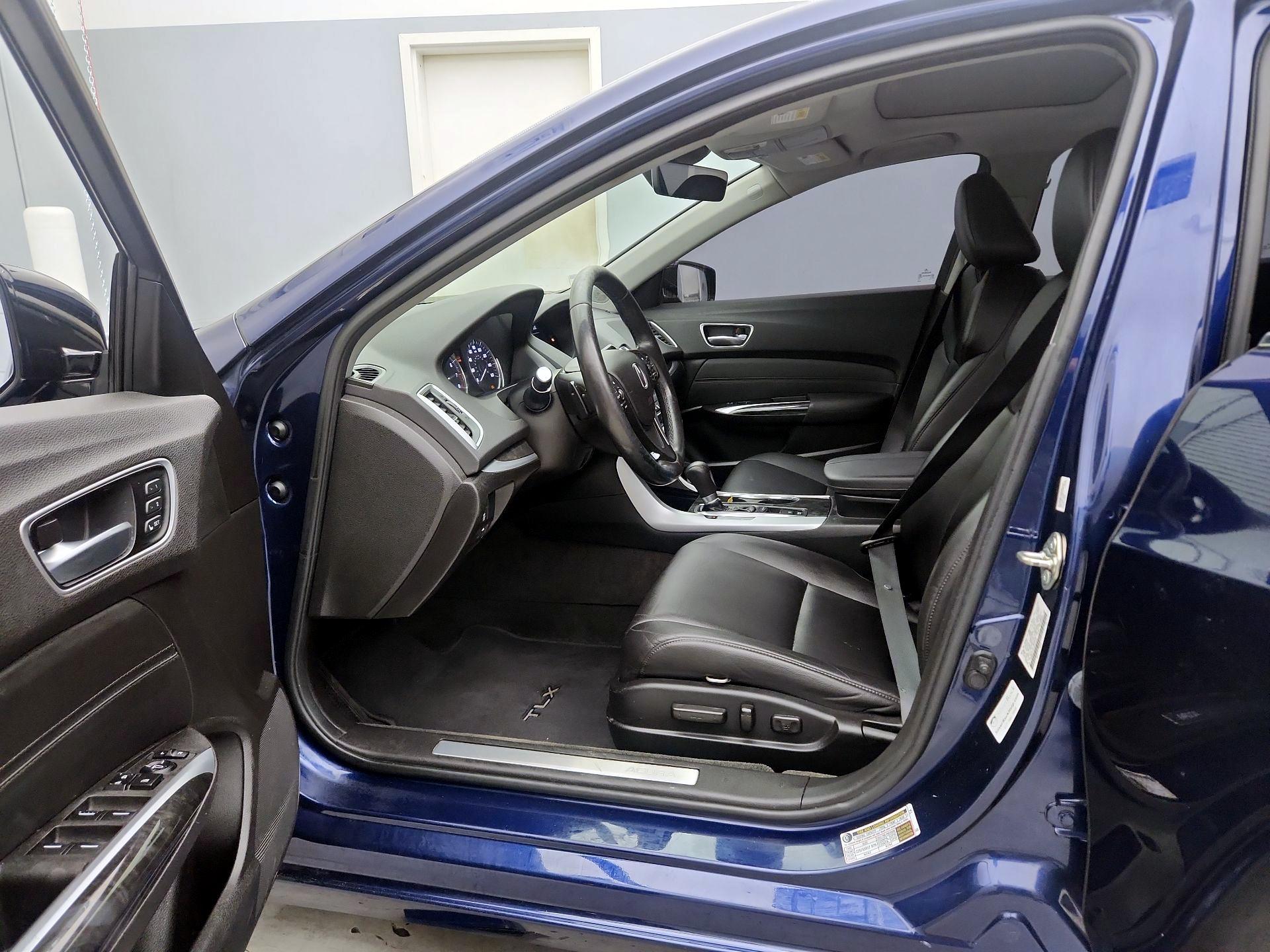 Thumbnail: 2018 Acura TLX - 11