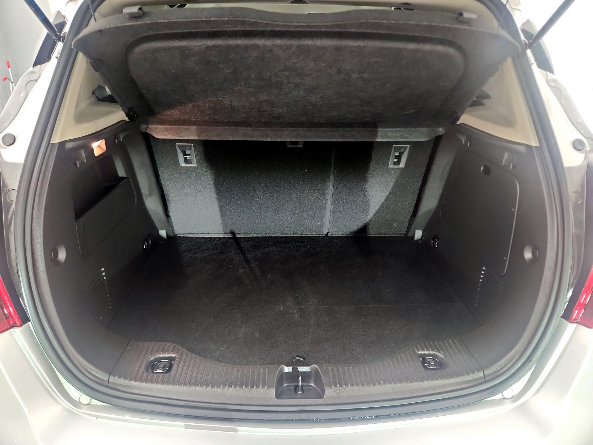 Thumbnail: 2019 Buick Encore - 20