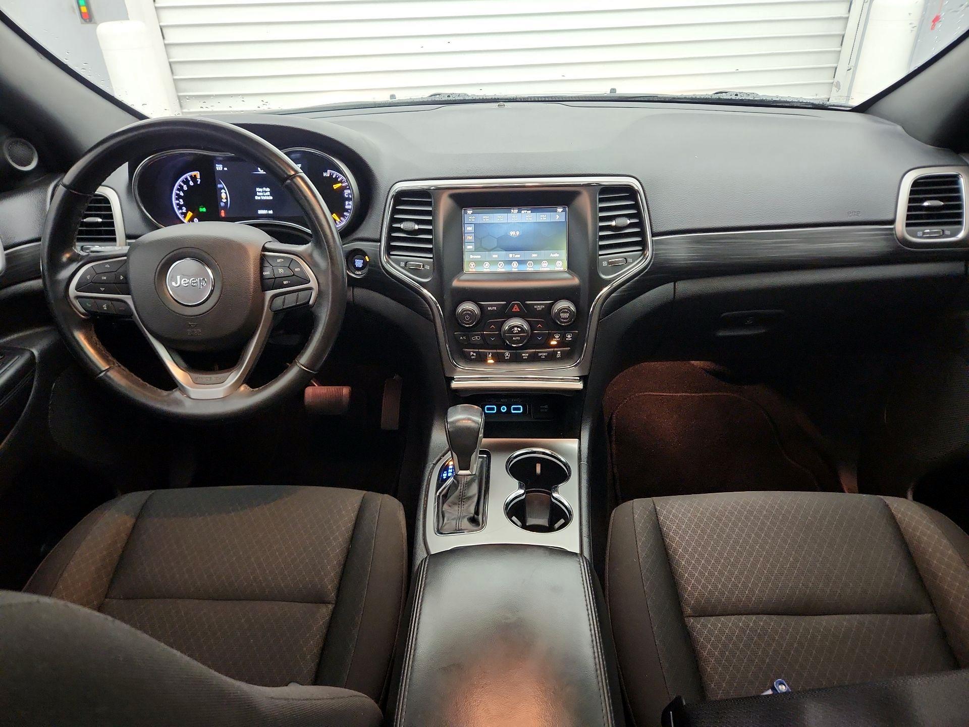 Thumbnail: 2020 Jeep Grand Cherokee - 9