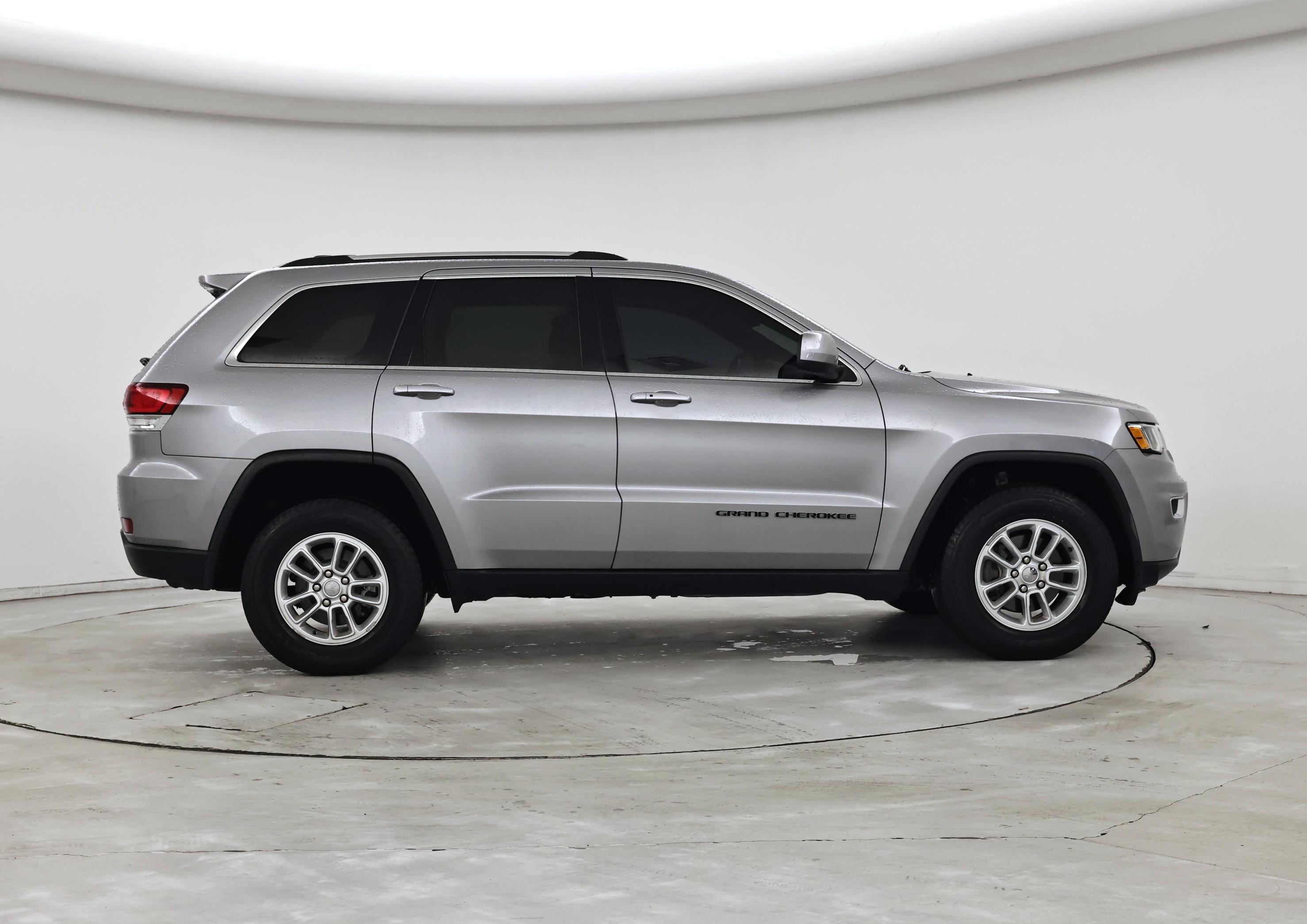 Thumbnail: 2020 Jeep Grand Cherokee - 7