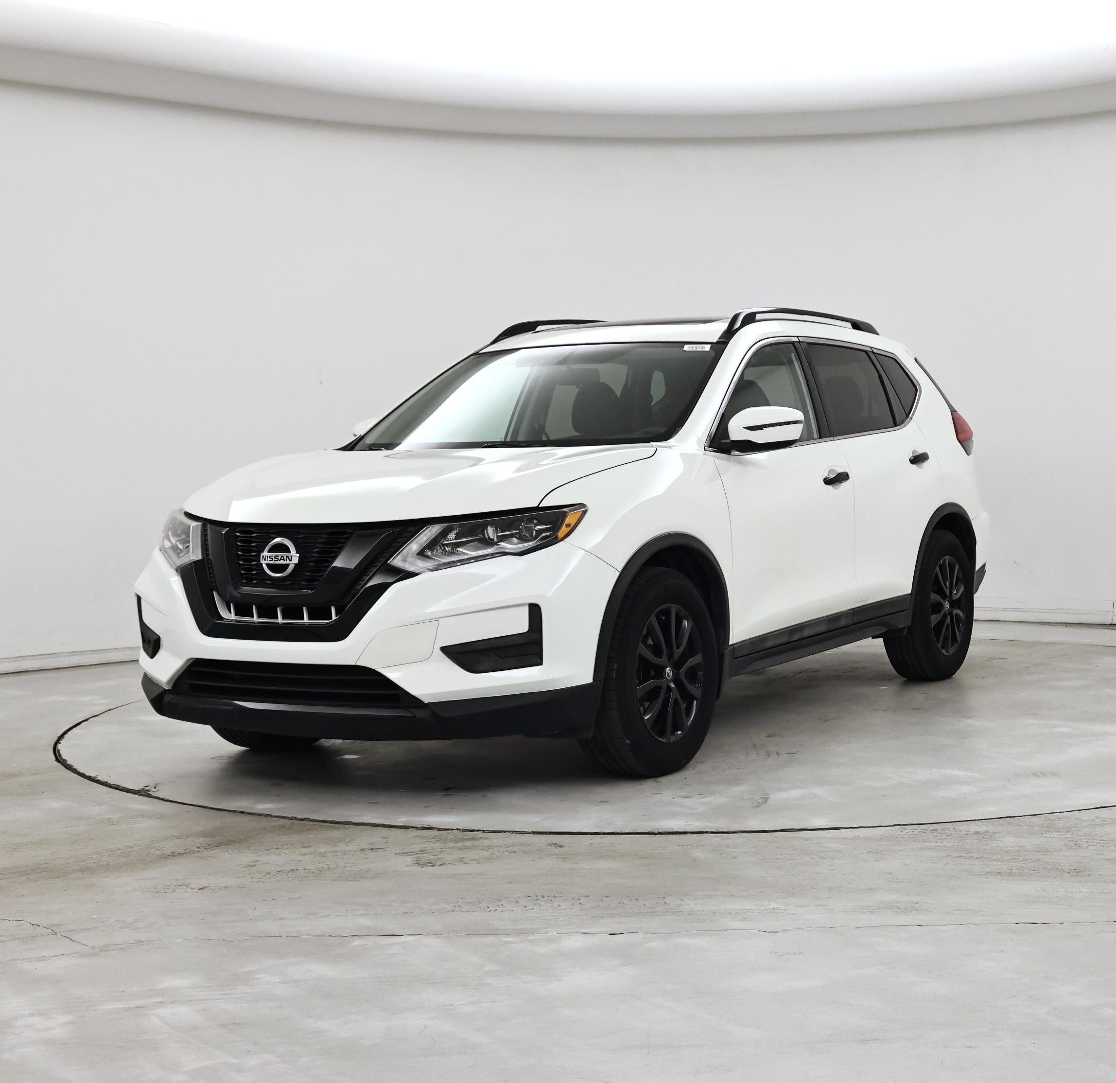 Thumbnail: 2017 Nissan Rogue - 4