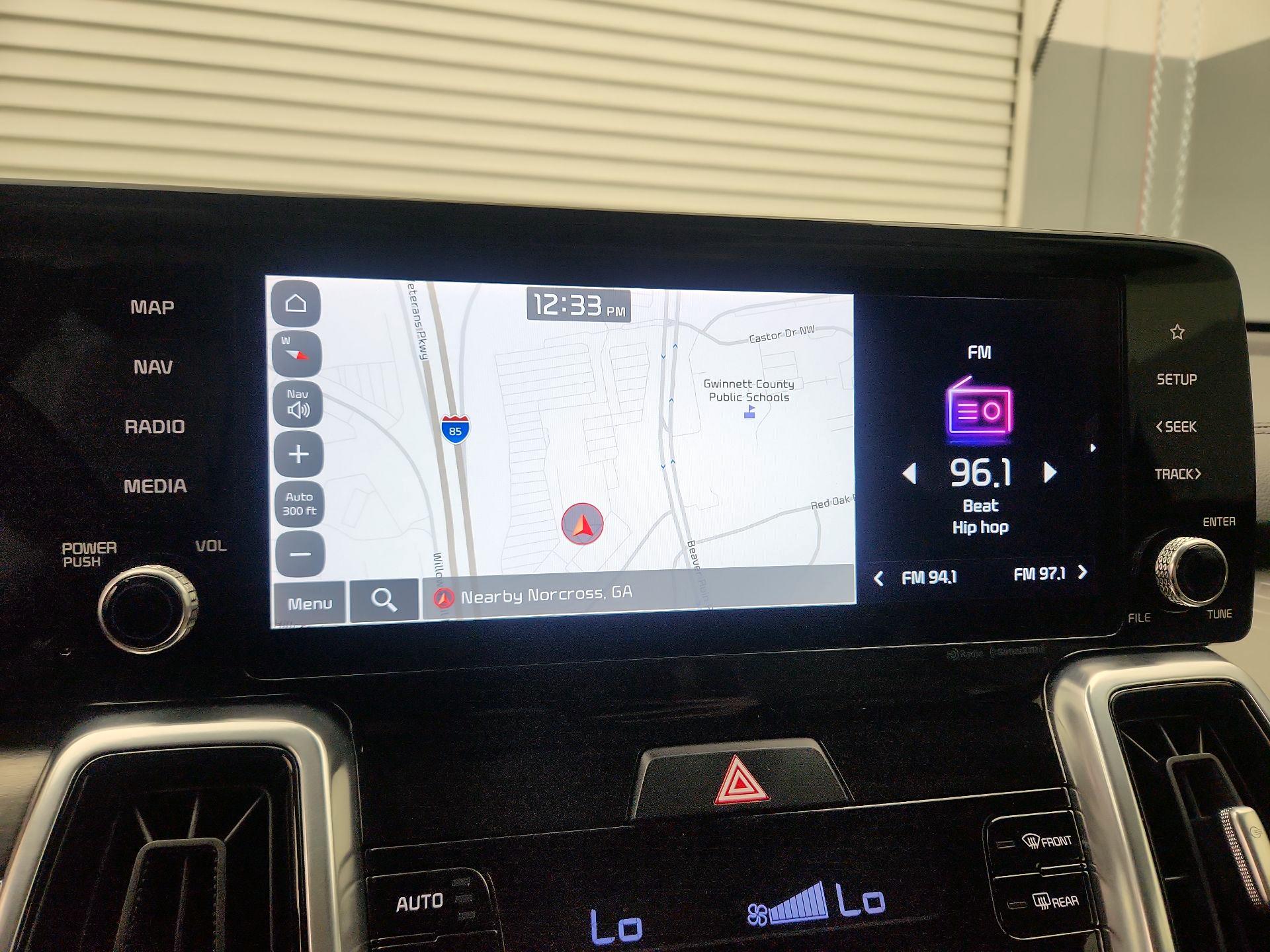 Thumbnail: 2023 Kia Sorento - 14