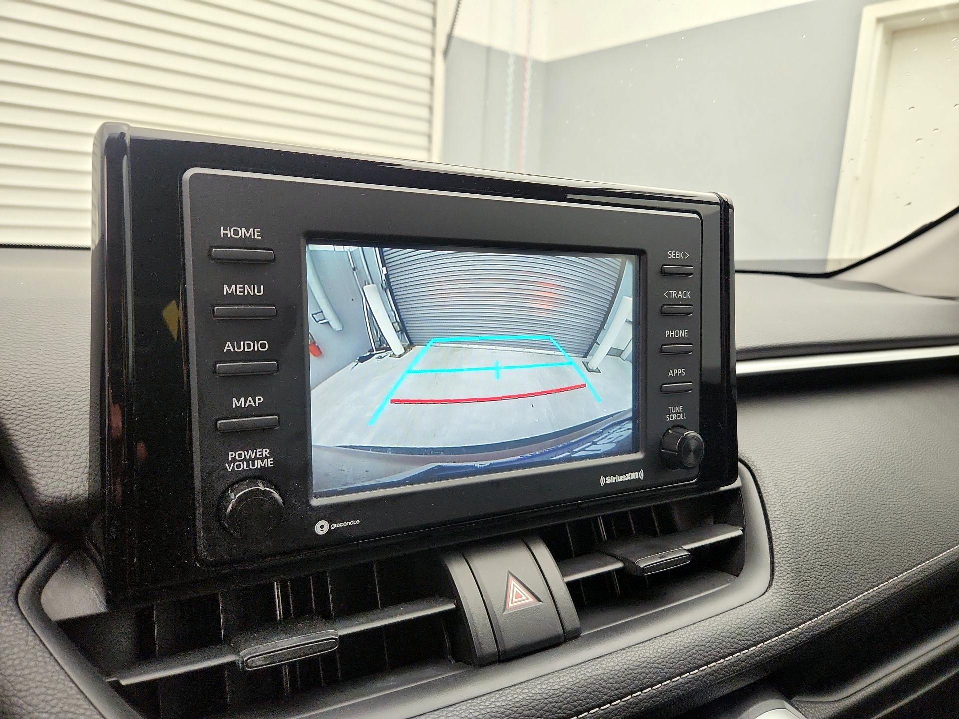 Thumbnail: 2020 Toyota RAV4 - 14