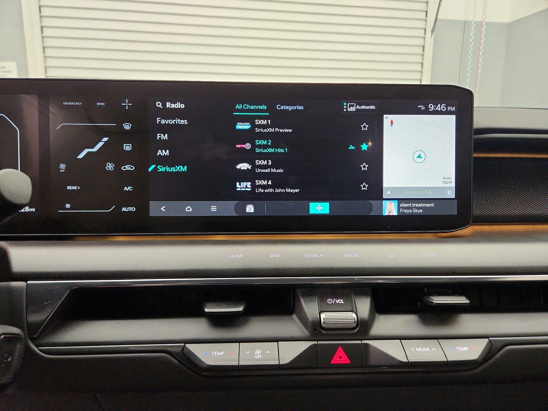 Thumbnail: 2024 Kia EV9 - 16