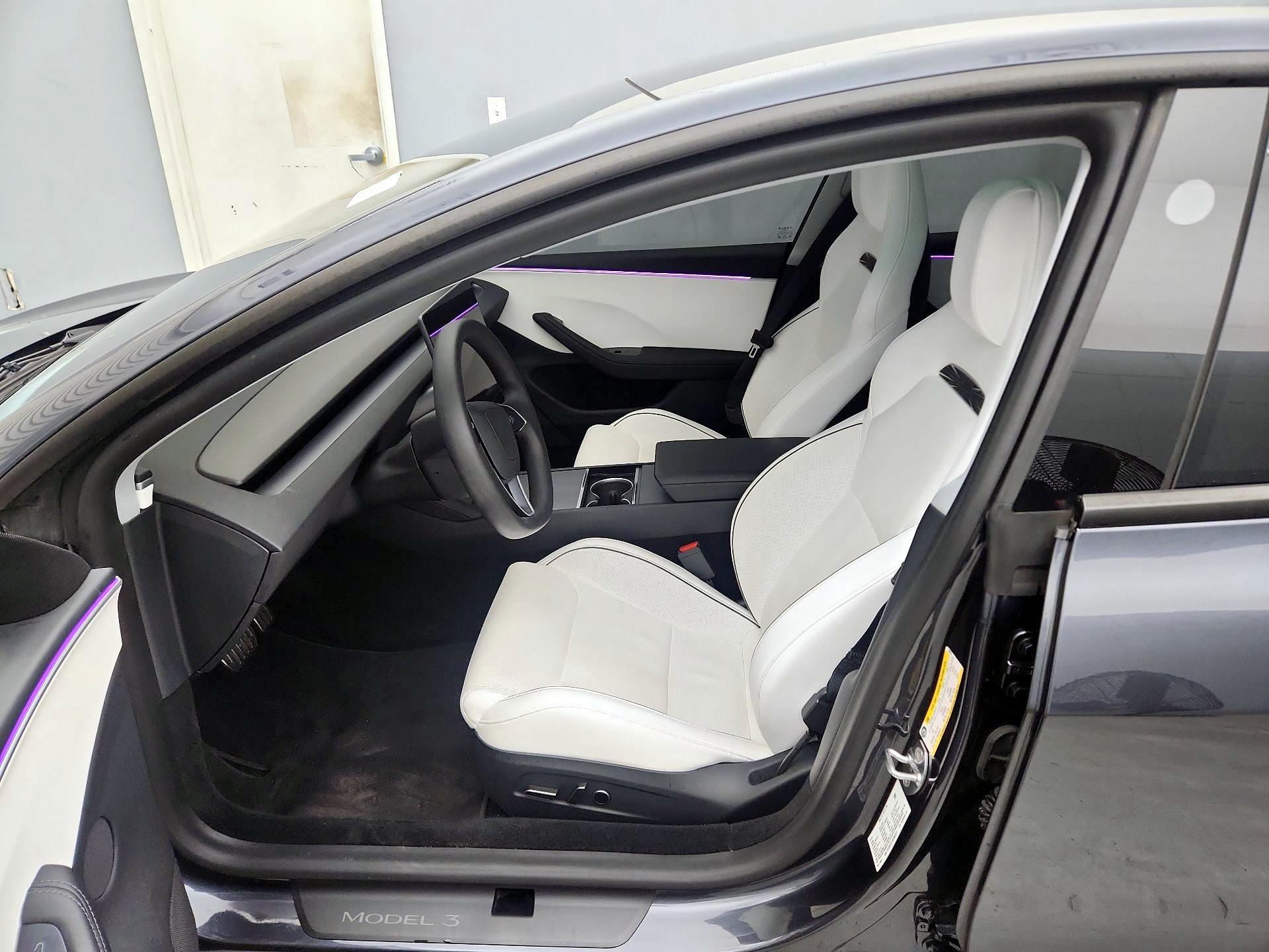 Thumbnail: 2025 Tesla Model 3 - 11