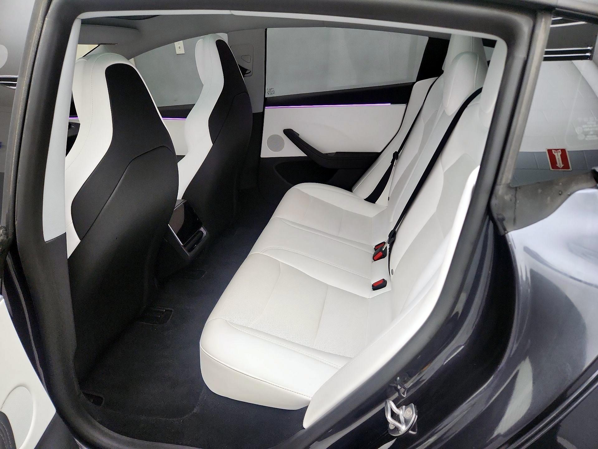 Thumbnail: 2025 Tesla Model 3 - 20