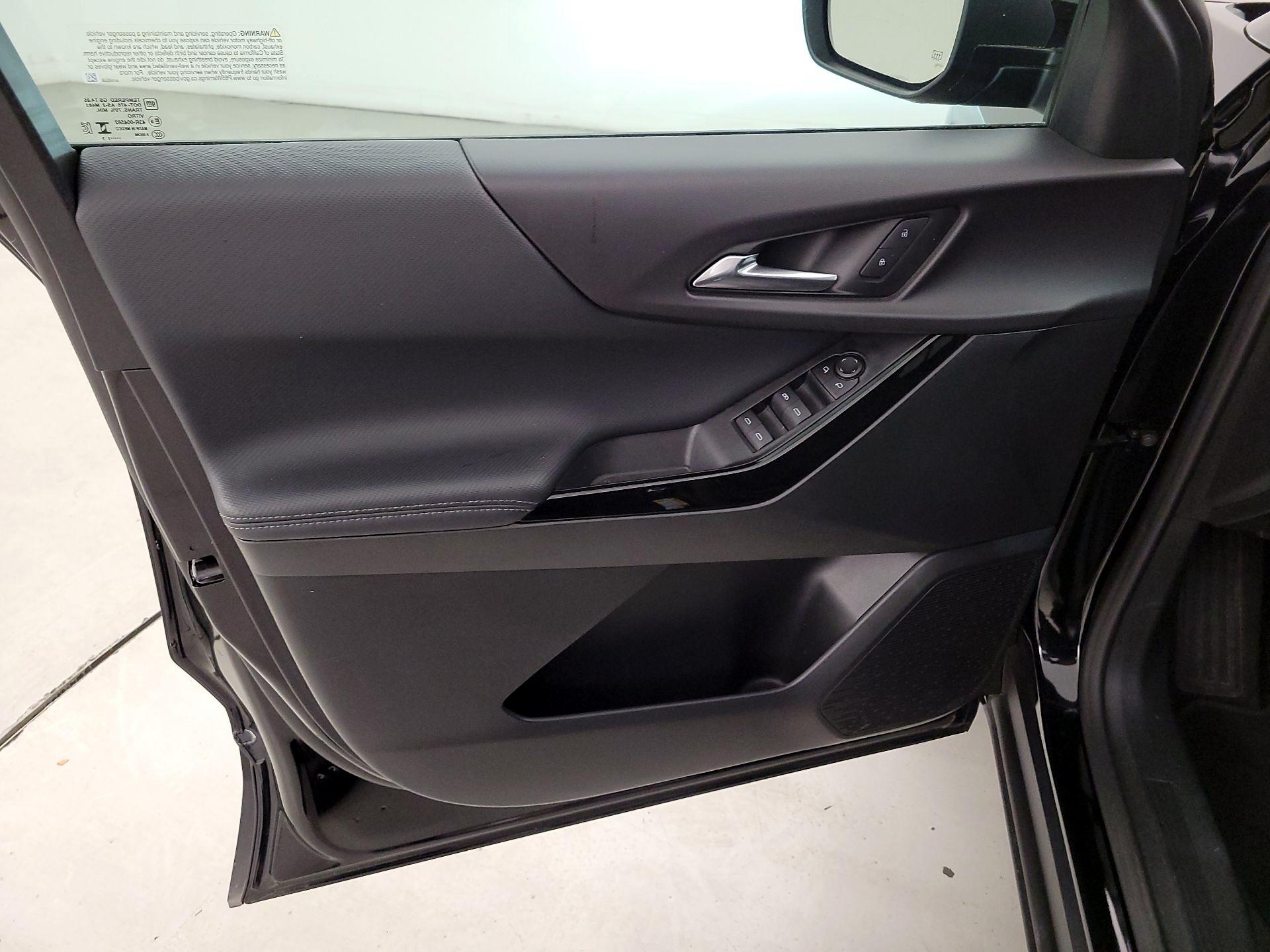 Thumbnail: 2025 Chevrolet Equinox - 12