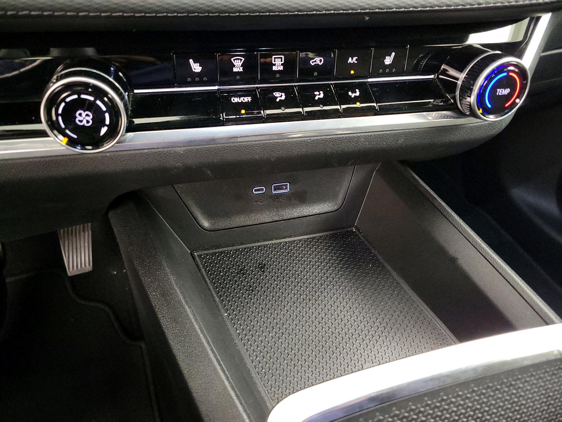 Thumbnail: 2025 Chevrolet Equinox - 16