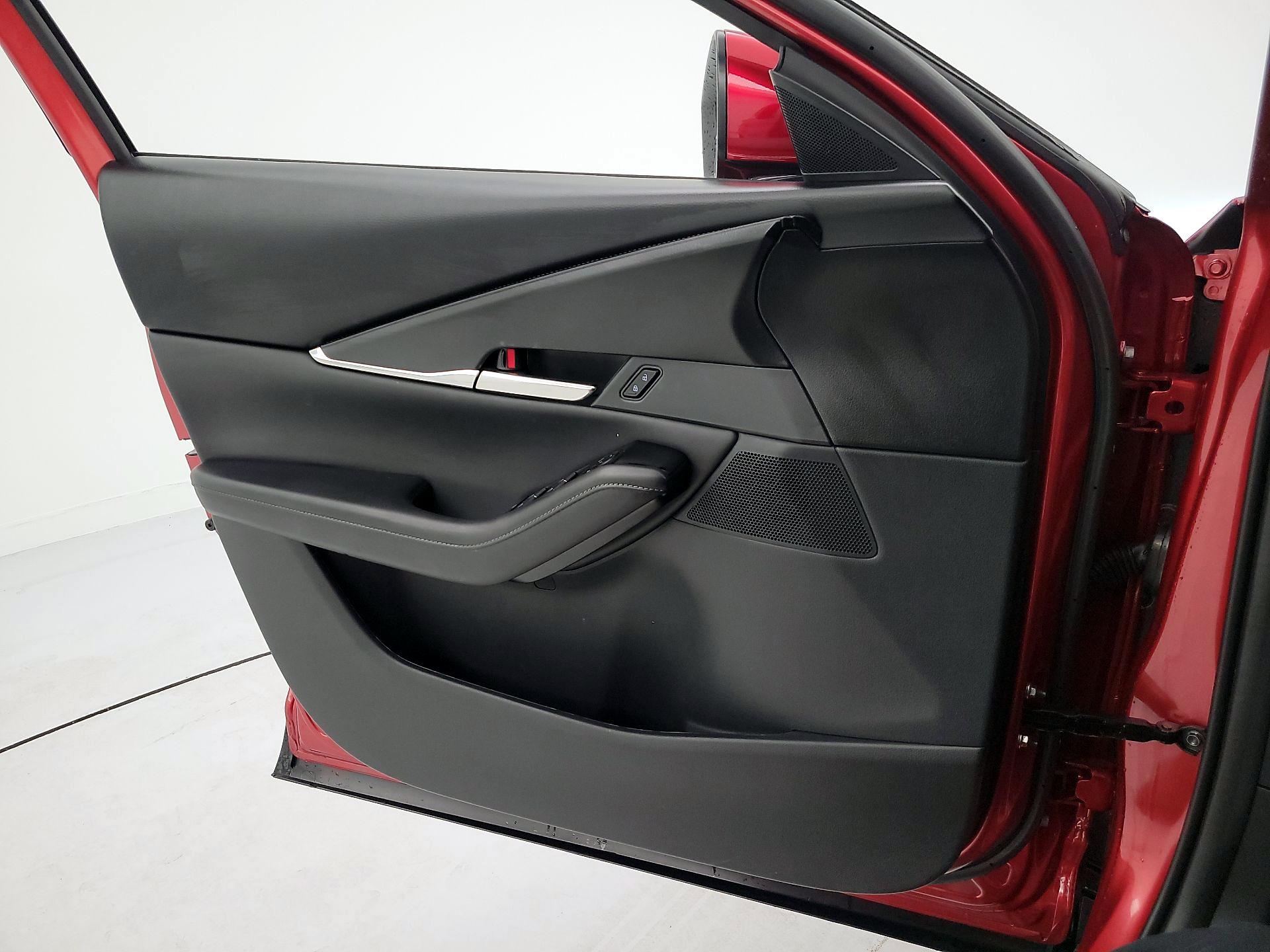 Thumbnail: 2025 Mazda CX-30 - 12