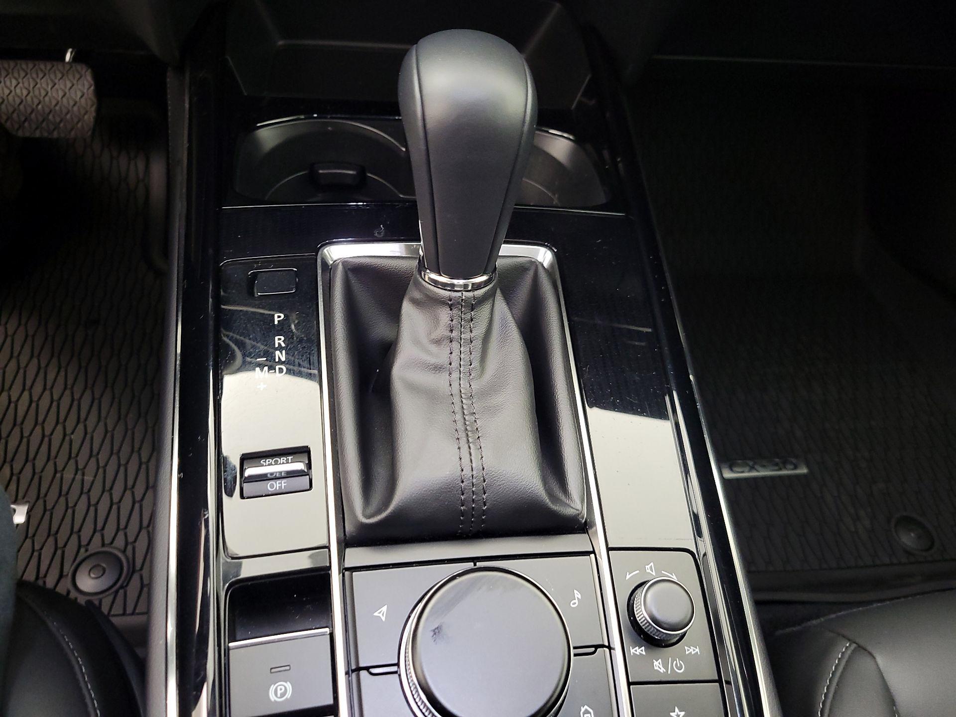 Thumbnail: 2025 Mazda CX-30 - 18