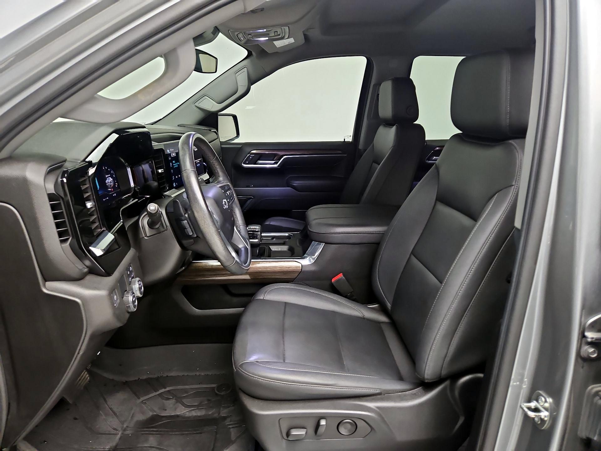 Thumbnail: 2023 Chevrolet Silverado 1500 - 11