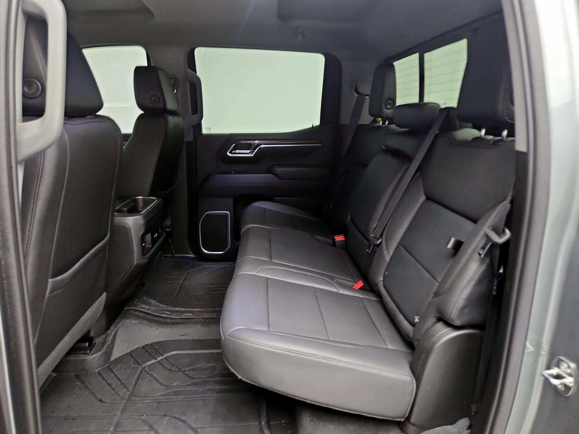 Thumbnail: 2023 Chevrolet Silverado 1500 - 19