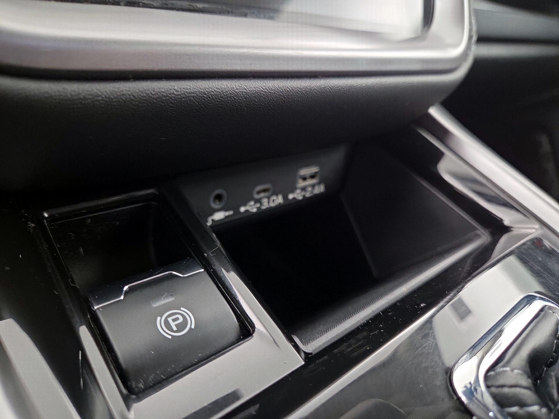 Thumbnail: 2025 Subaru Legacy - 18