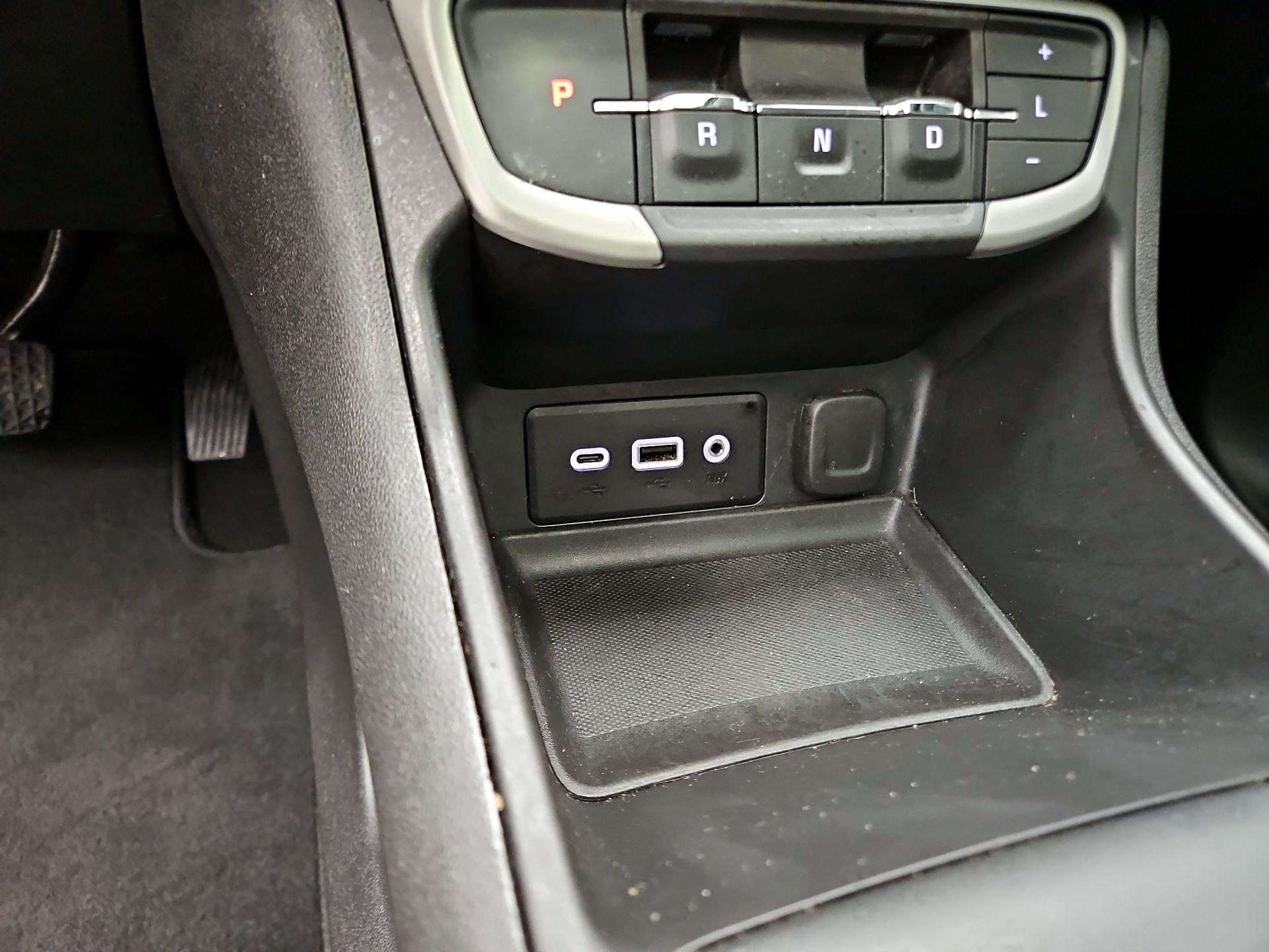 Thumbnail: 2023 GMC Terrain - 18