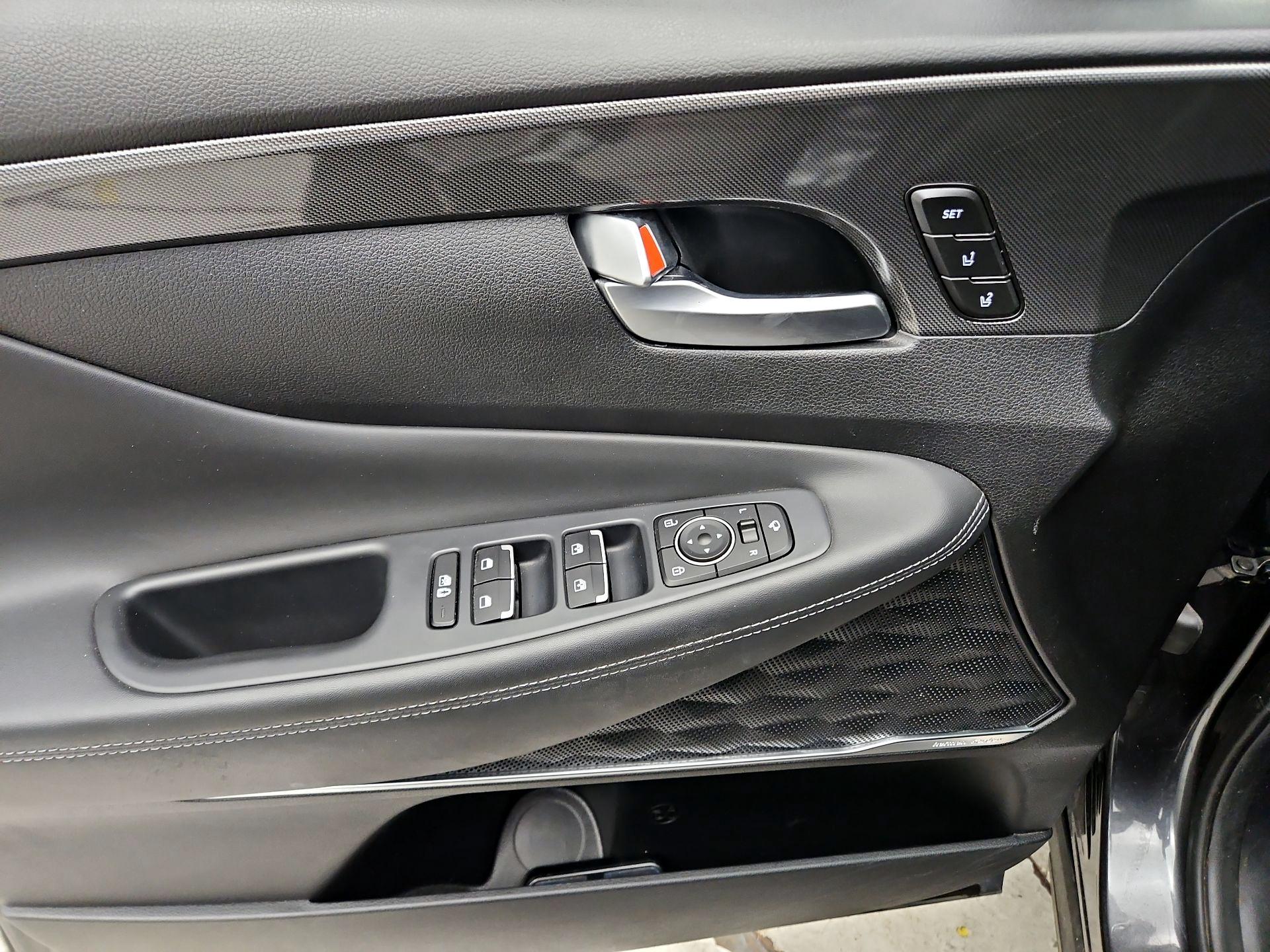 Thumbnail: 2023 Hyundai Santa Fe - 12
