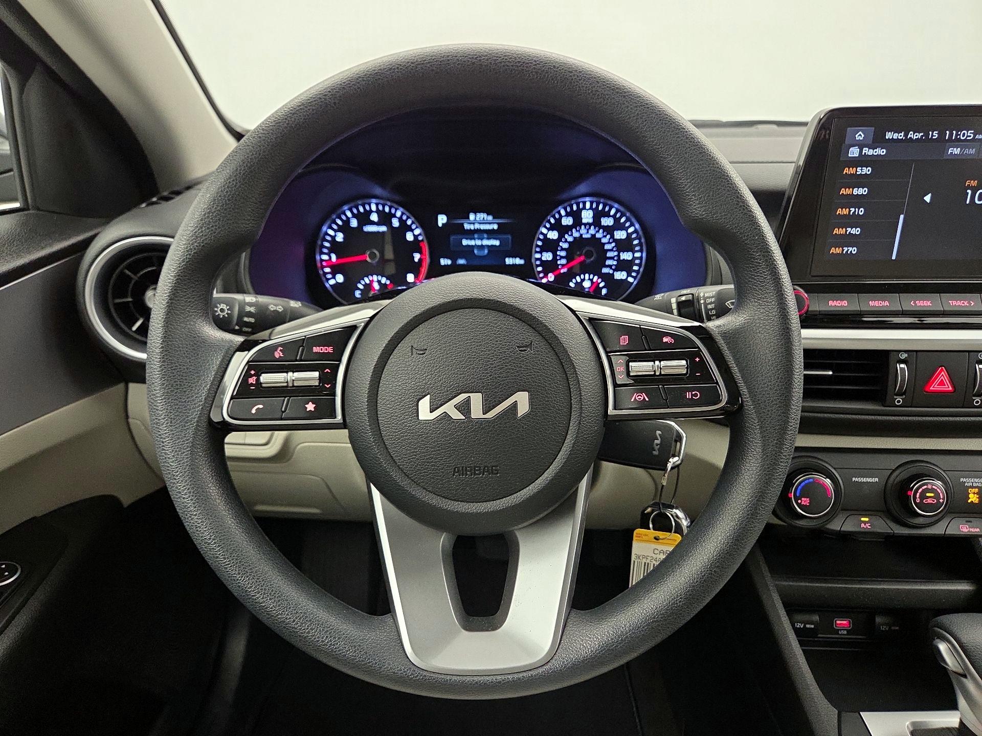 Thumbnail: 2023 Kia Forte - 10