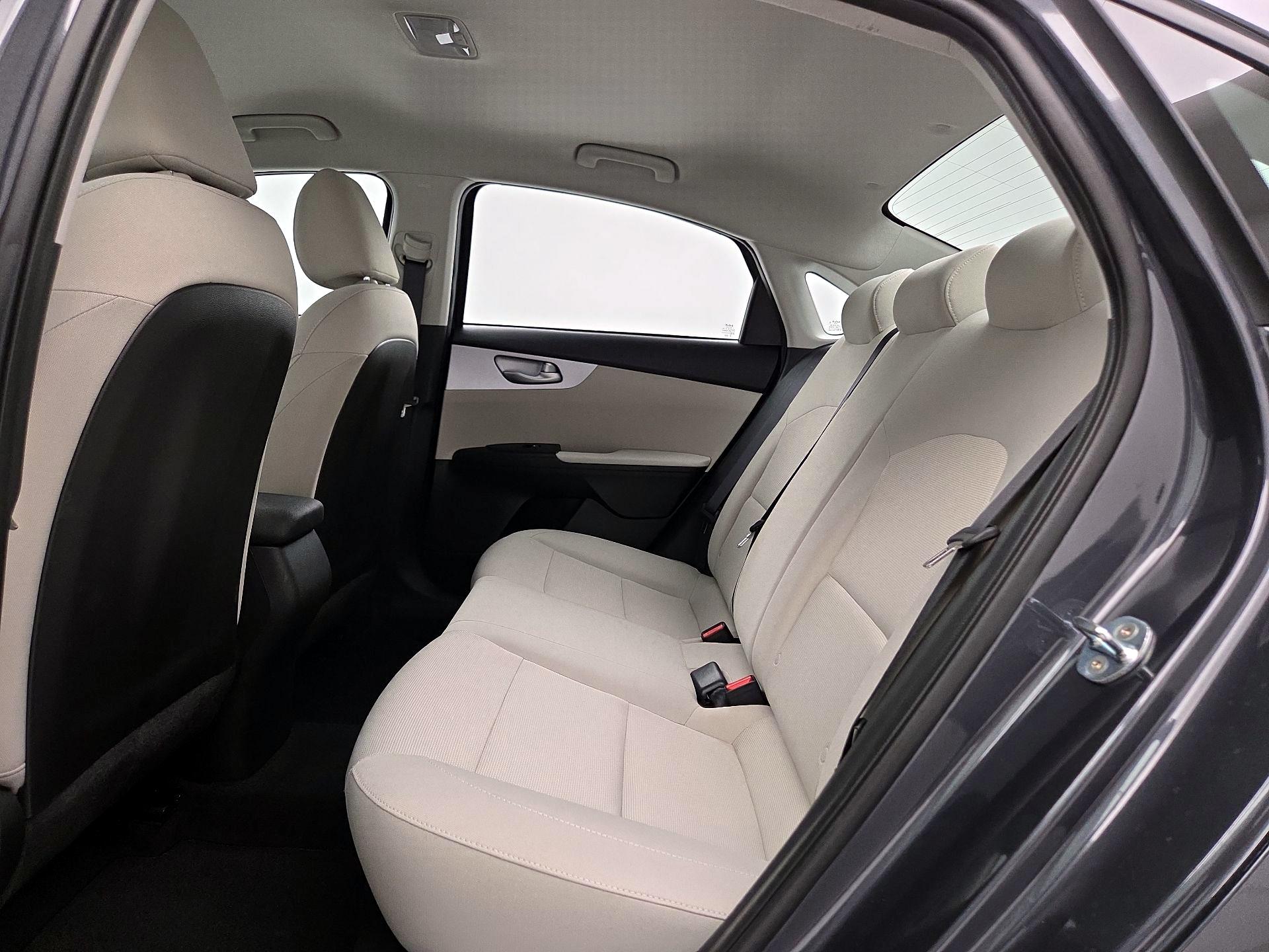 Thumbnail: 2023 Kia Forte - 19