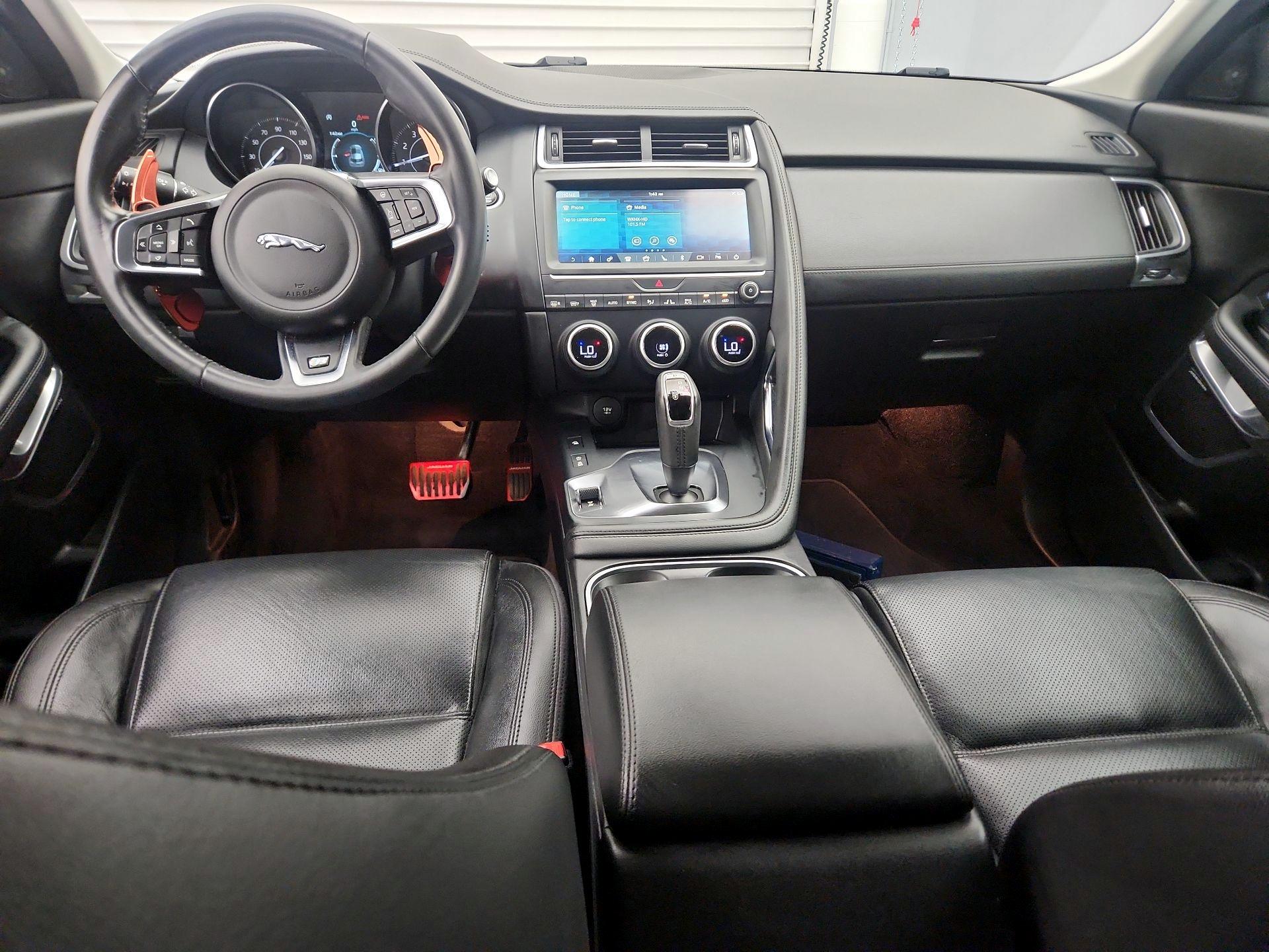 Thumbnail: 2020 Jaguar E-Pace - 9