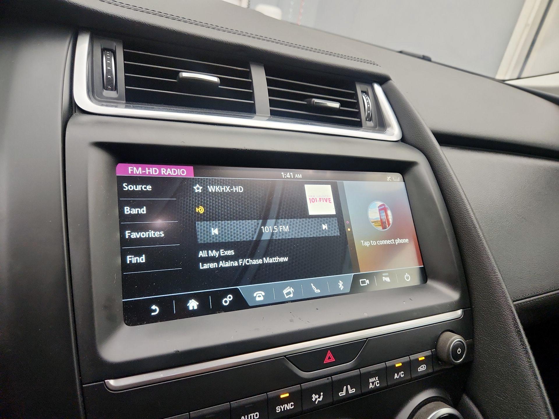 Thumbnail: 2020 Jaguar E-Pace - 15