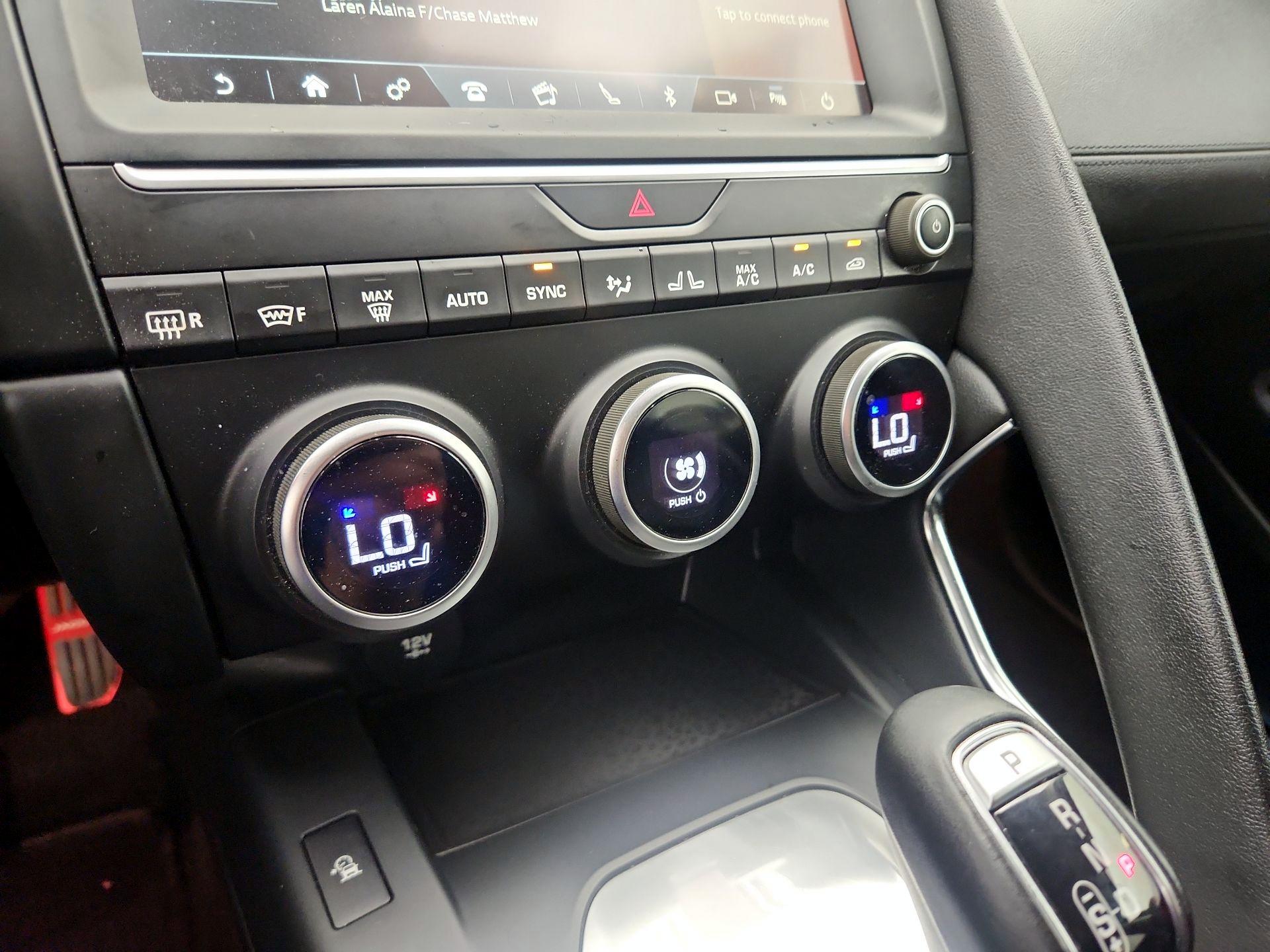 Thumbnail: 2020 Jaguar E-Pace - 16