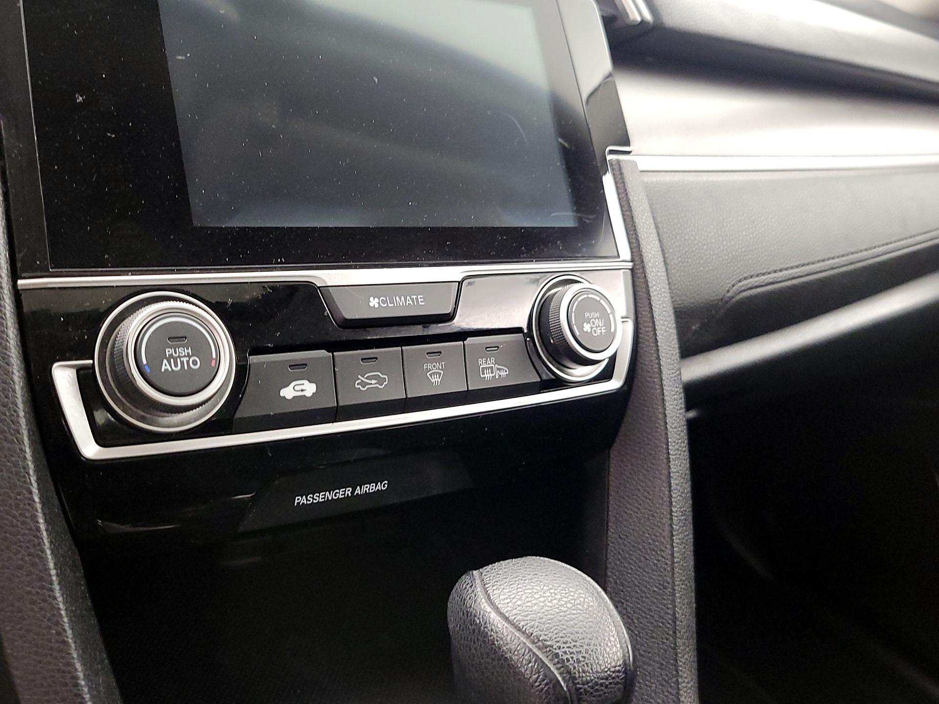 Thumbnail: 2016 Honda Civic - 16