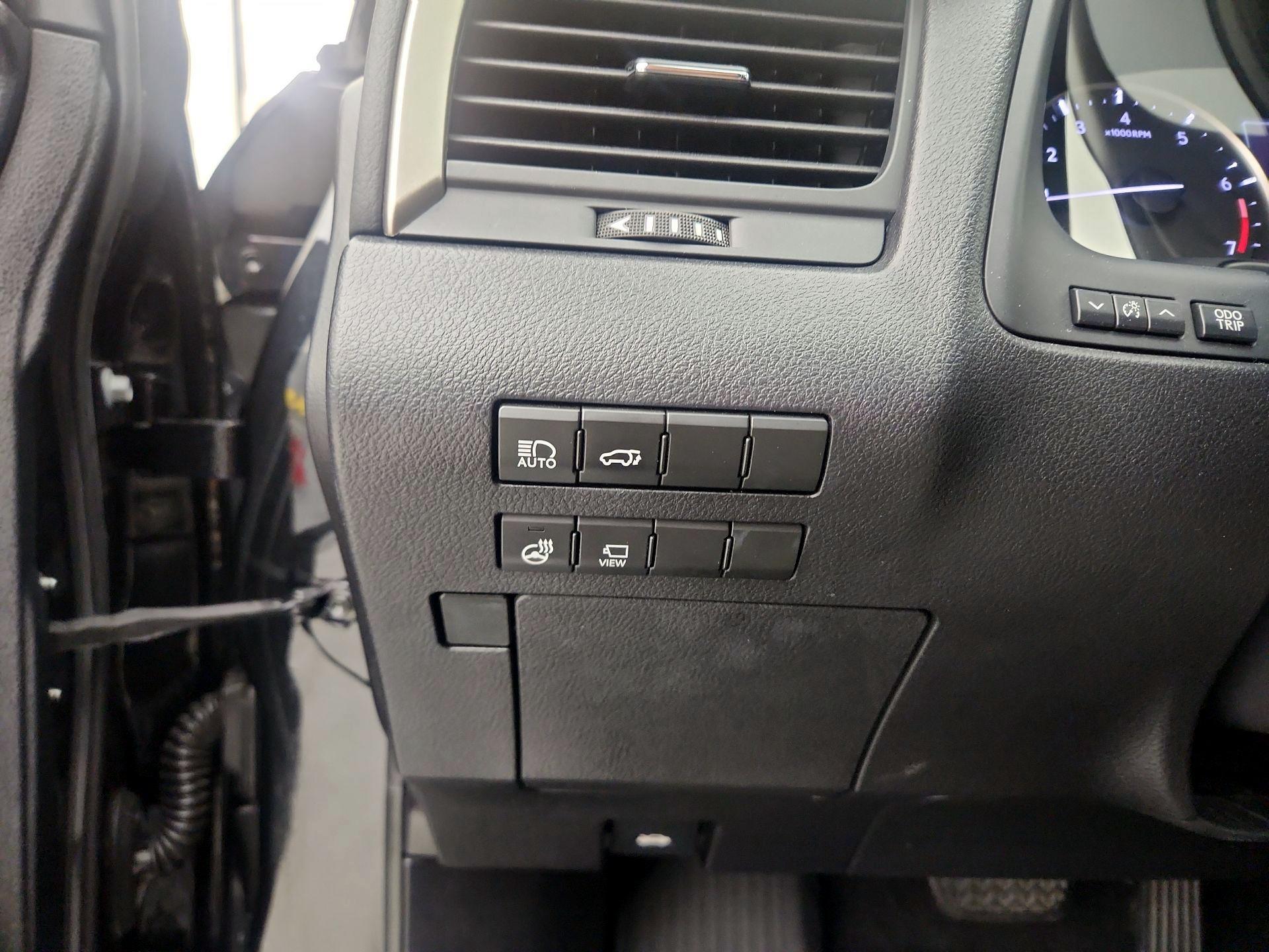 Thumbnail: 2021 Lexus RX - 13