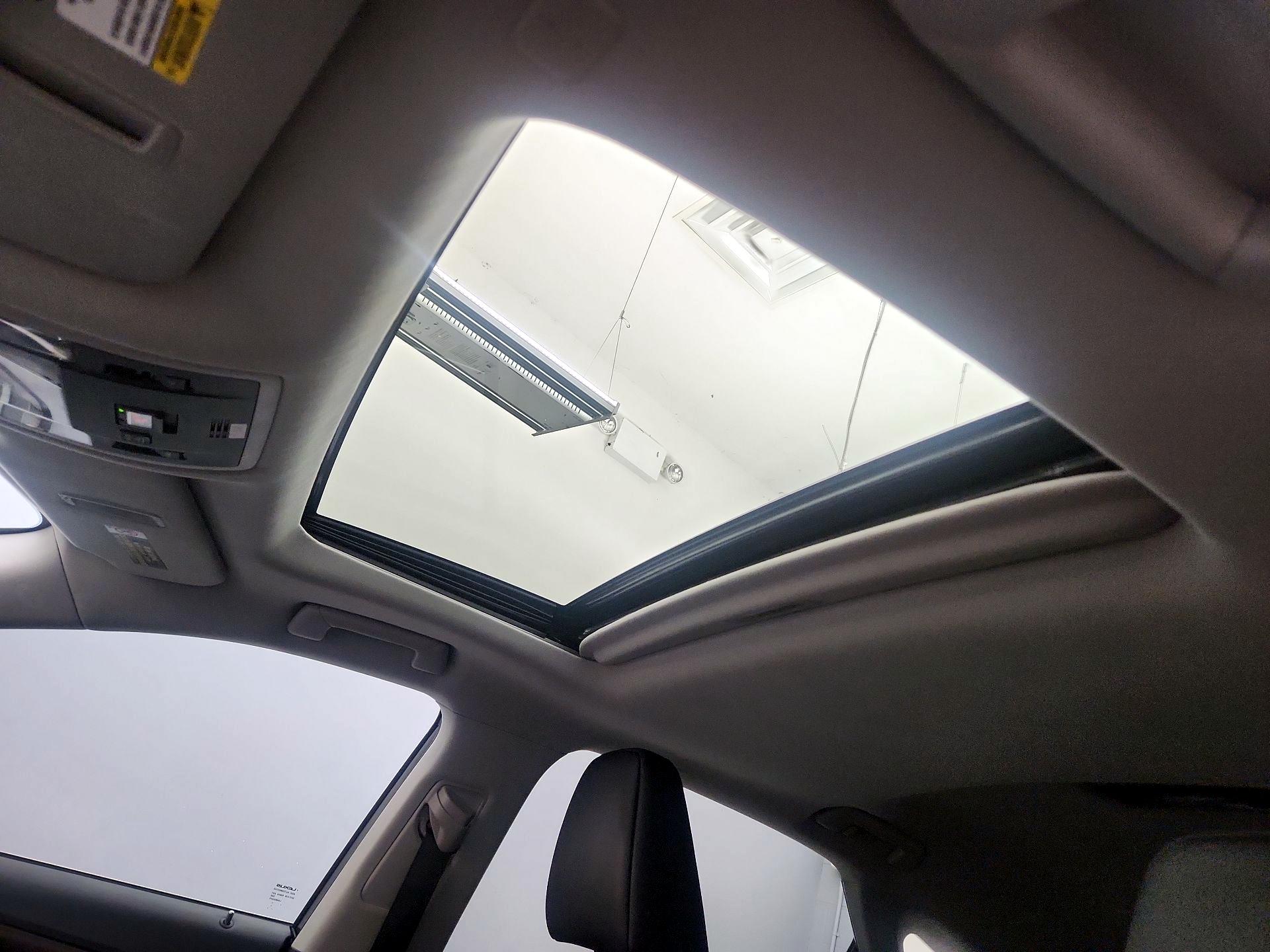 Thumbnail: 2021 Lexus RX - 20