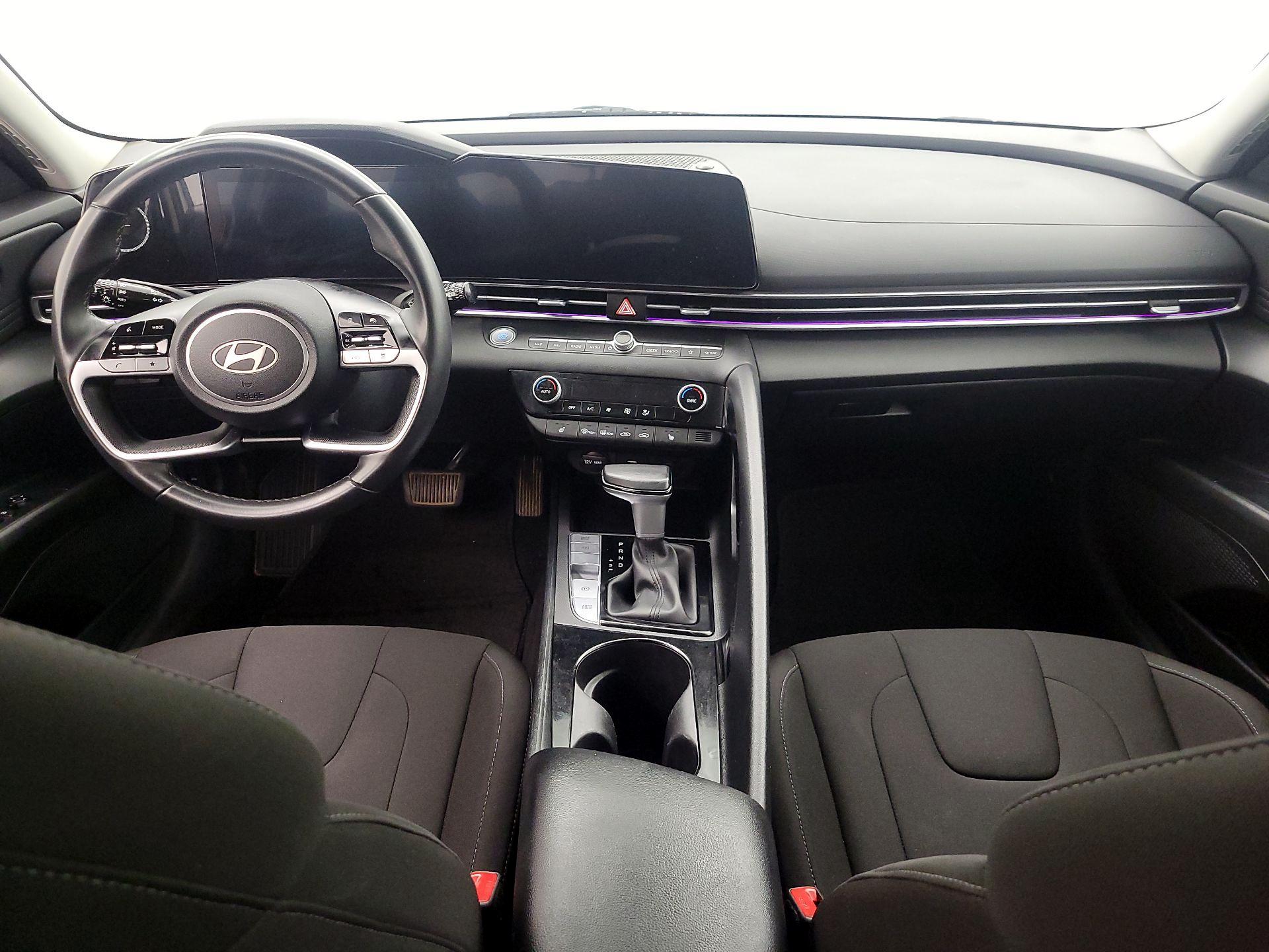 Thumbnail: 2024 Hyundai Elantra - 9