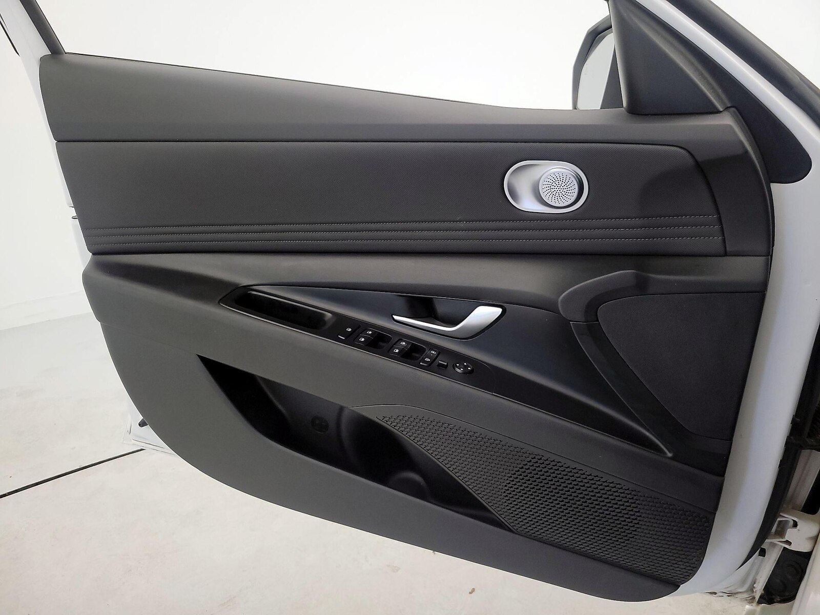 2024 Hyundai Elantra SEL - Photo 13
