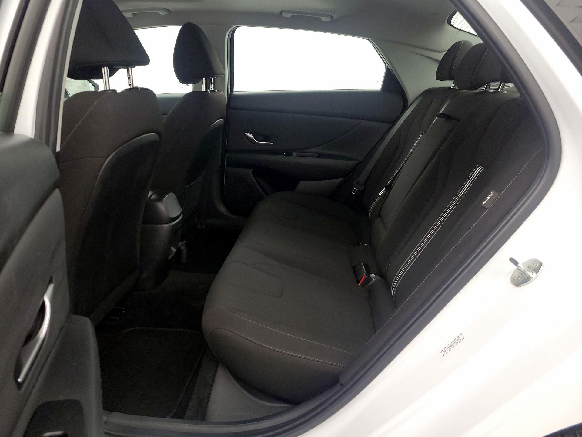 Thumbnail: 2024 Hyundai Elantra - 20