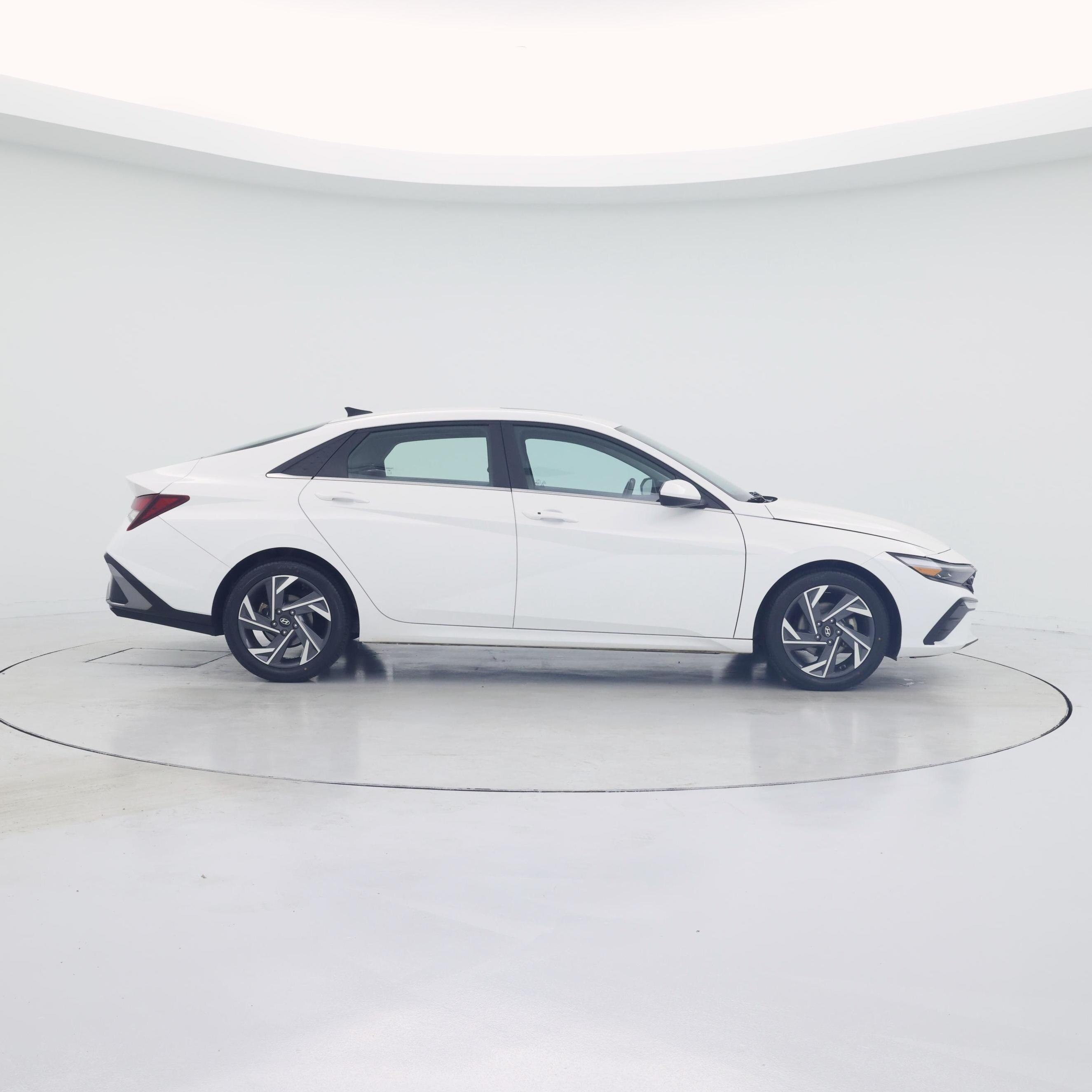 Thumbnail: 2024 Hyundai Elantra - 7