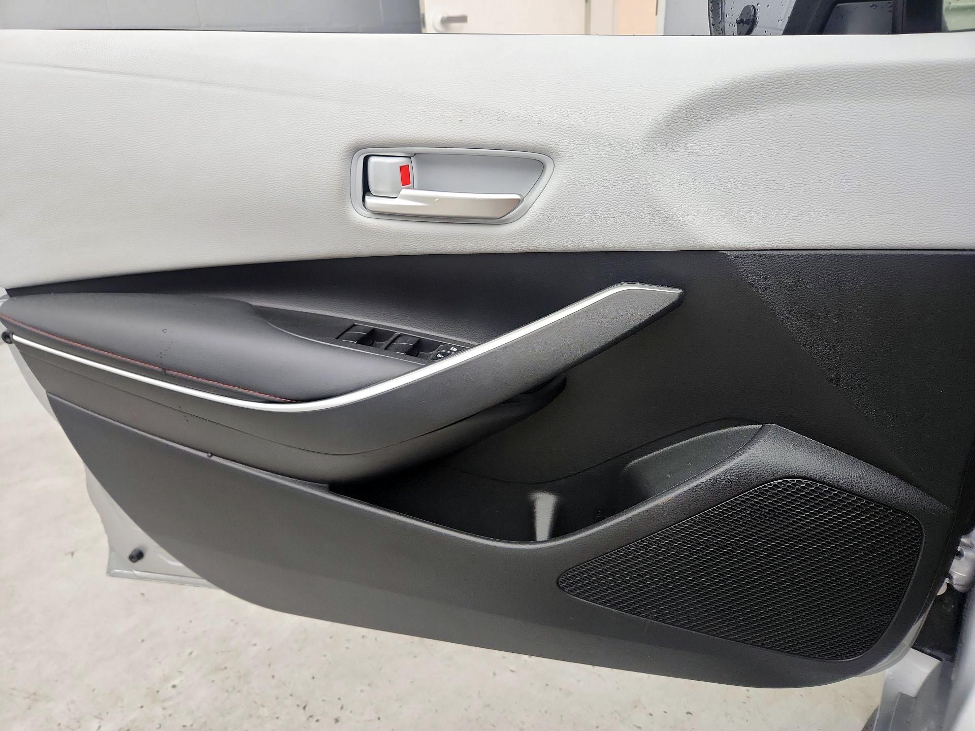 Thumbnail: 2023 Toyota Corolla - 12