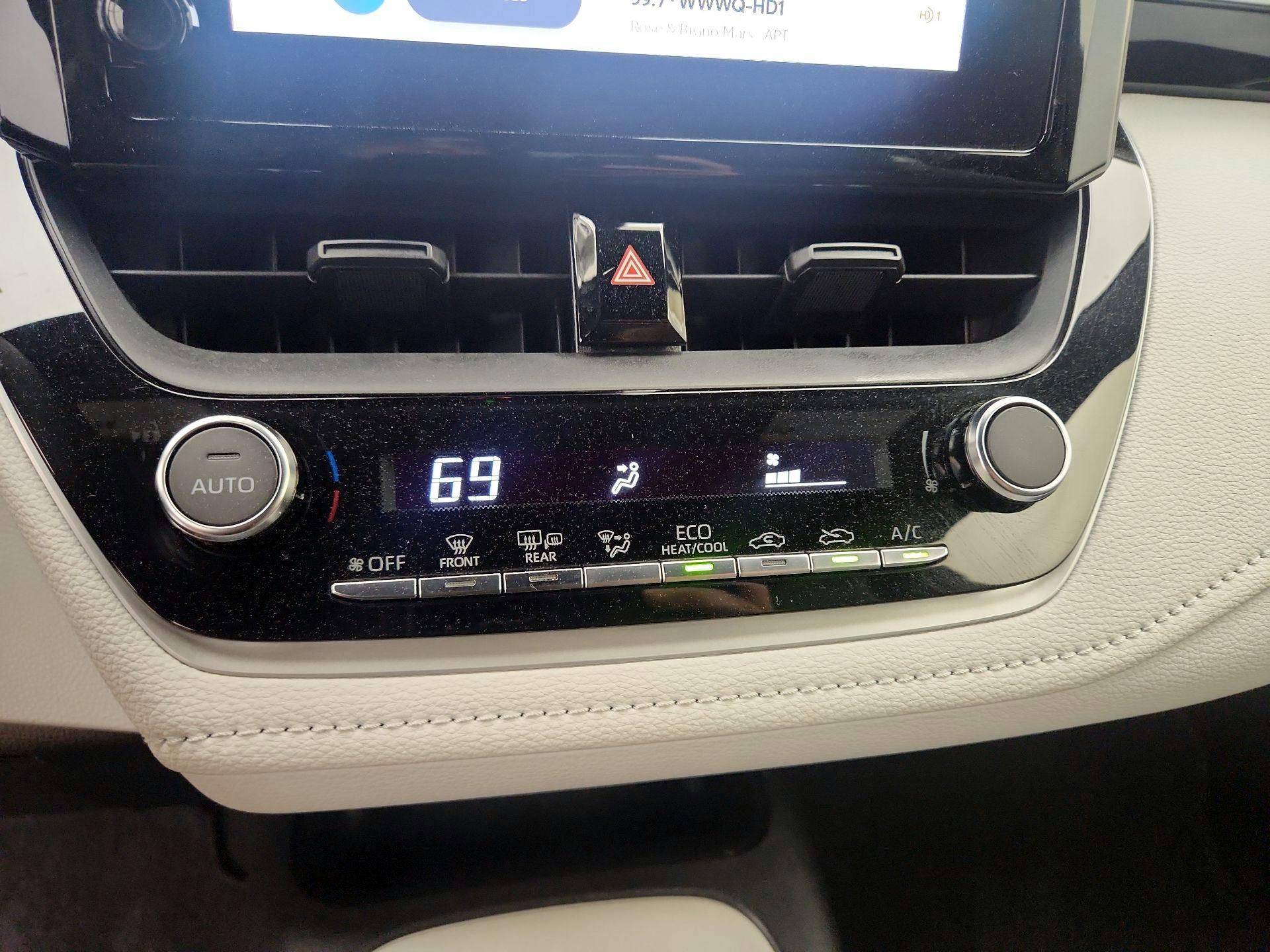 Thumbnail: 2023 Toyota Corolla - 16