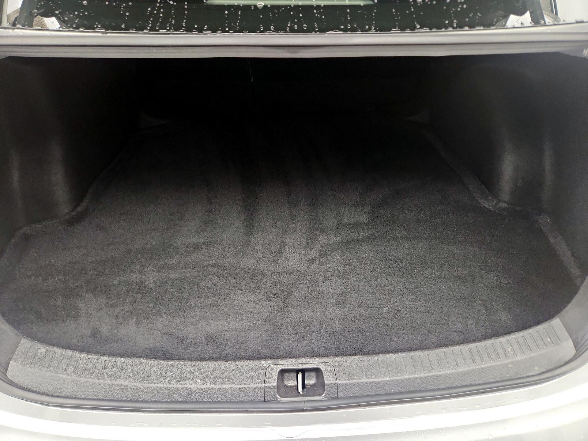 Thumbnail: 2023 Toyota Corolla - 20