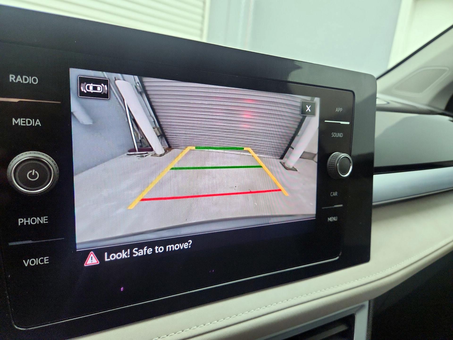 Thumbnail: 2025 Volkswagen Taos - 14