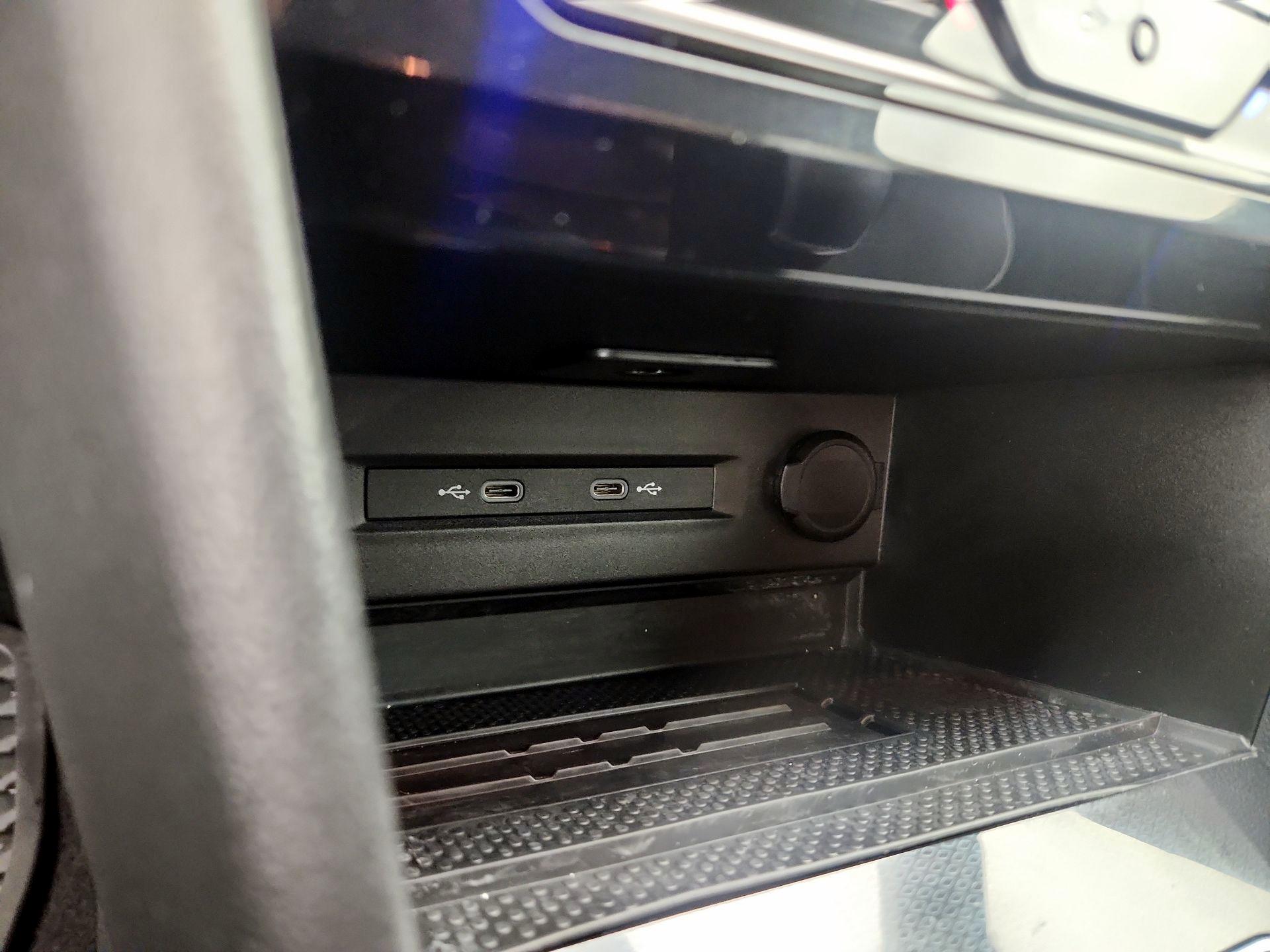 Thumbnail: 2025 Volkswagen Taos - 18