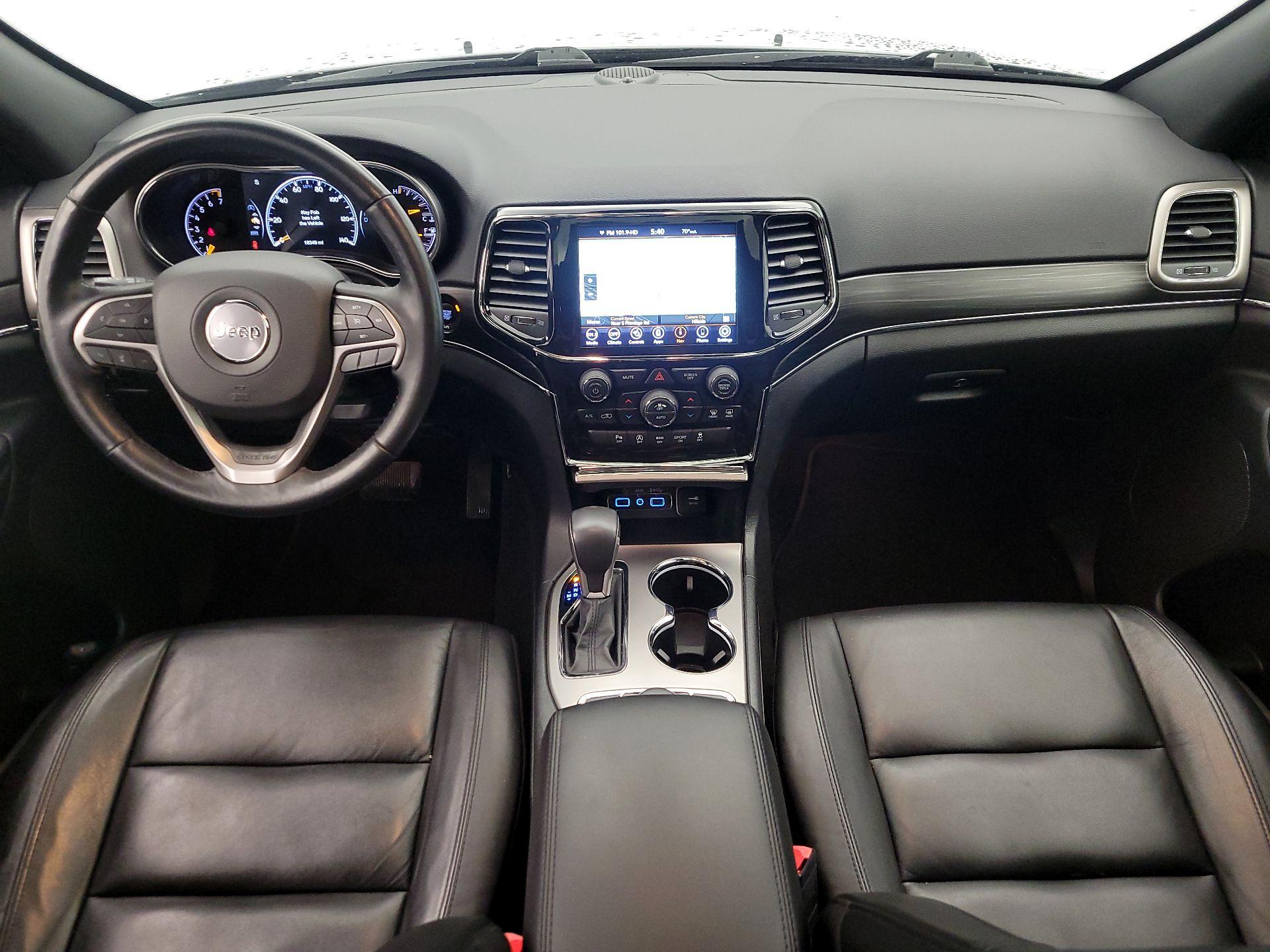 Thumbnail: 2022 Jeep Grand Cherokee - 9