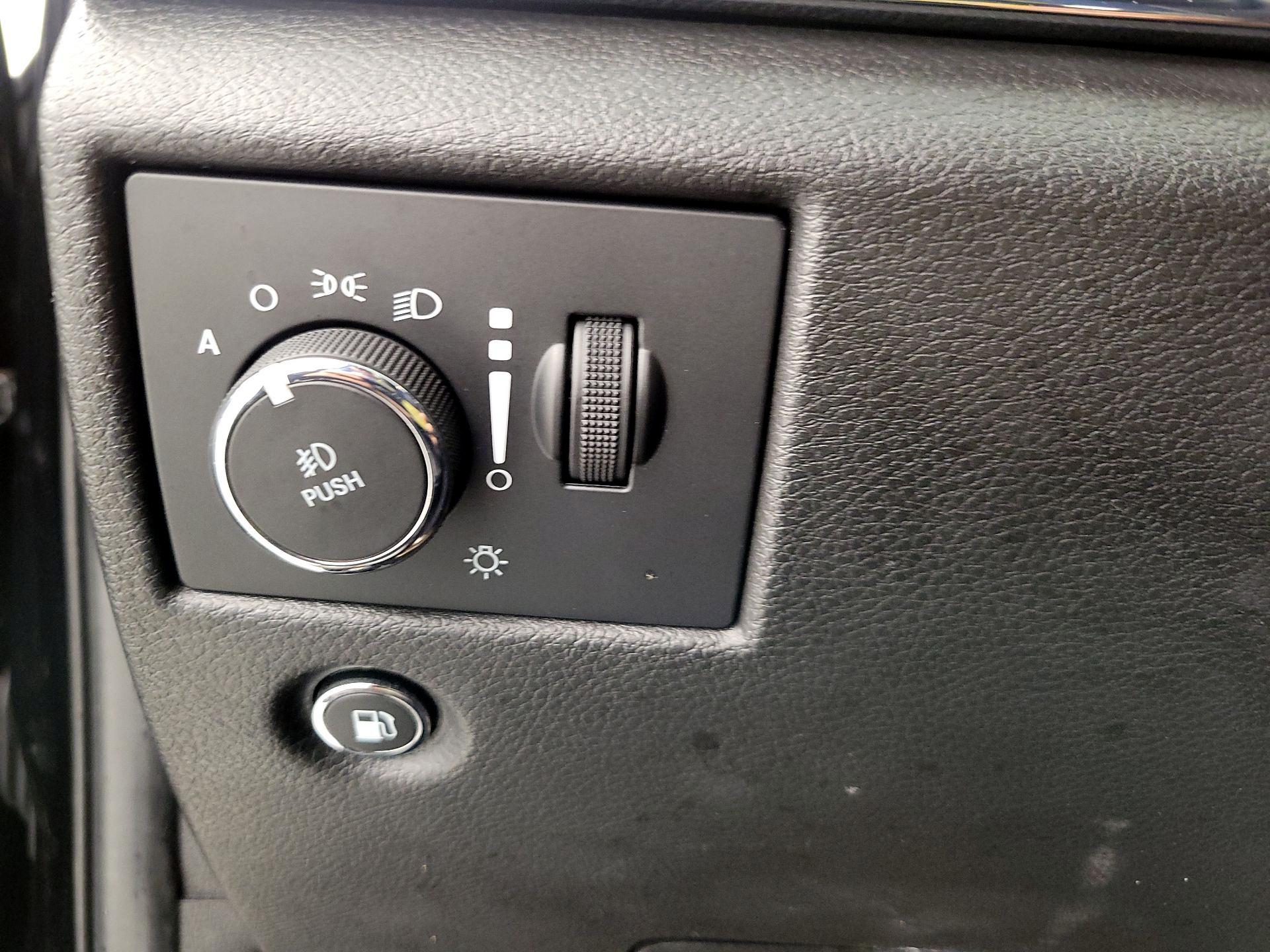 Thumbnail: 2022 Jeep Grand Cherokee - 13