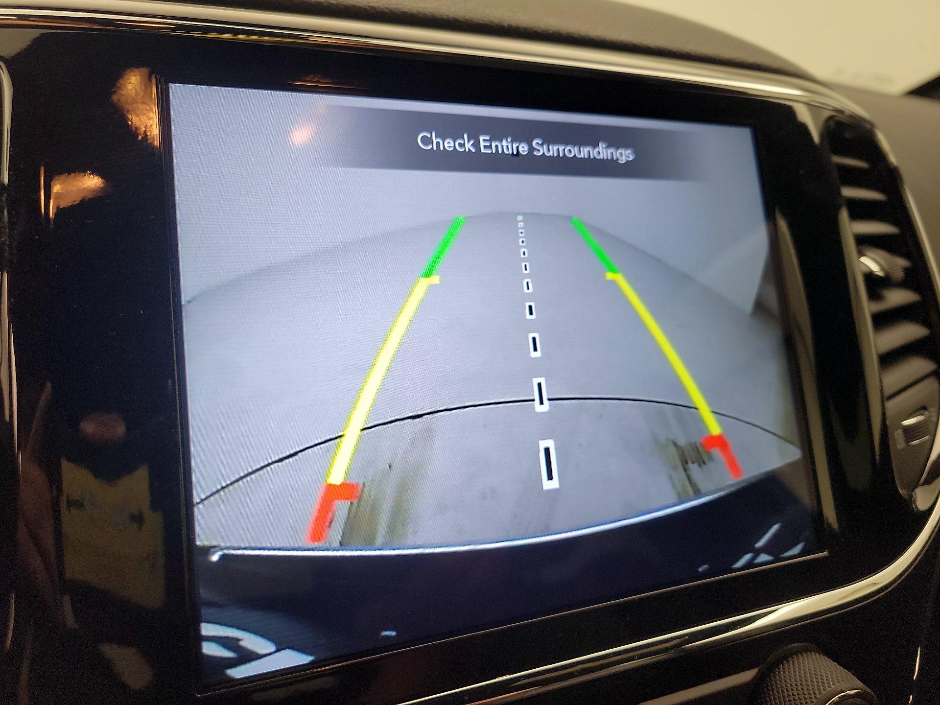 Thumbnail: 2022 Jeep Grand Cherokee - 15