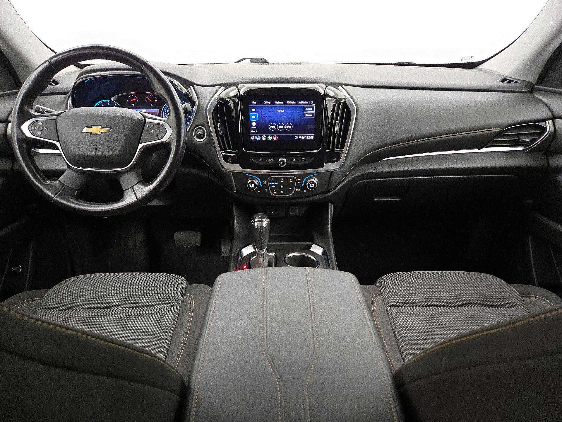 Thumbnail: 2020 Chevrolet Traverse - 9