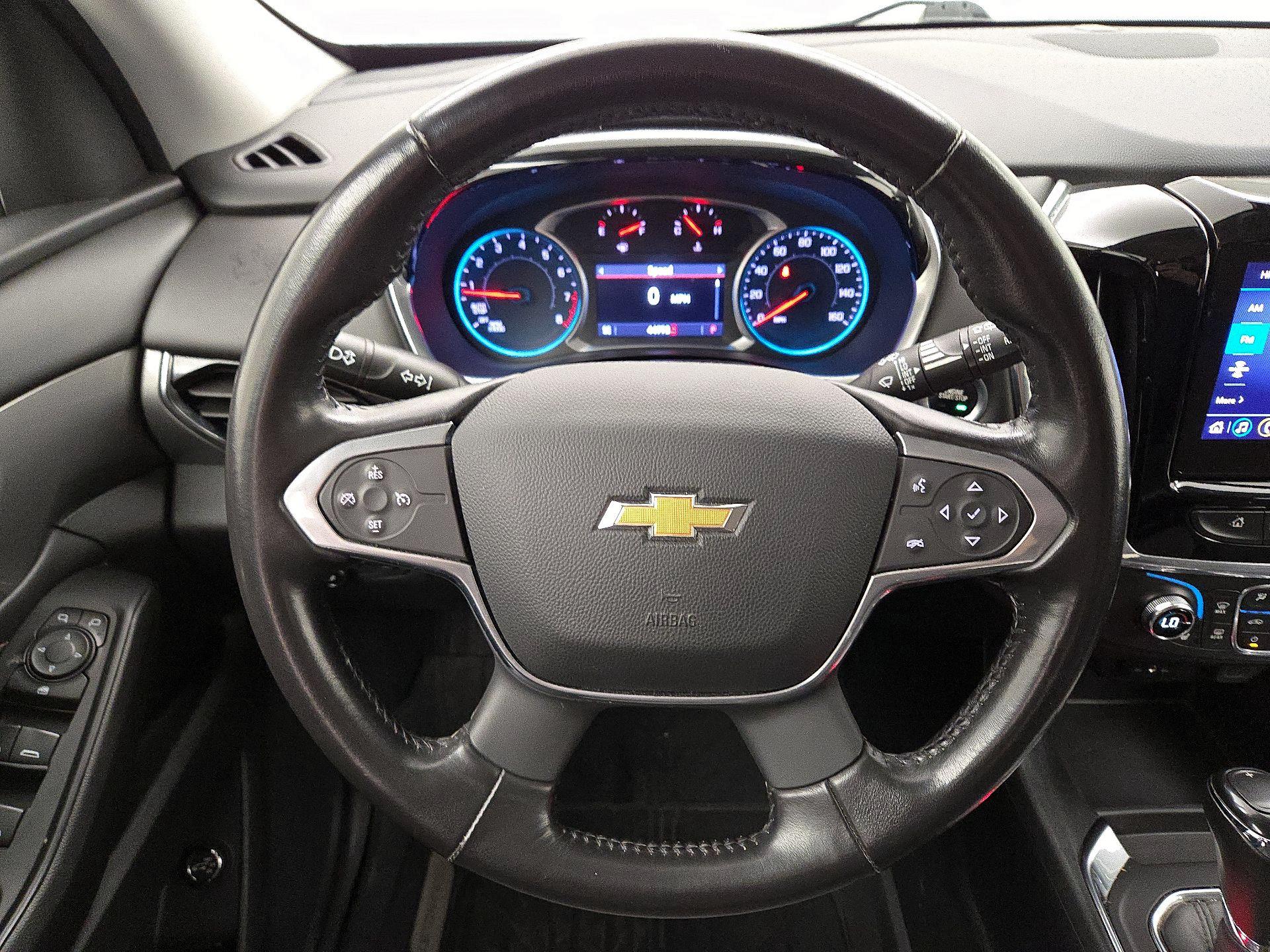 Thumbnail: 2020 Chevrolet Traverse - 10