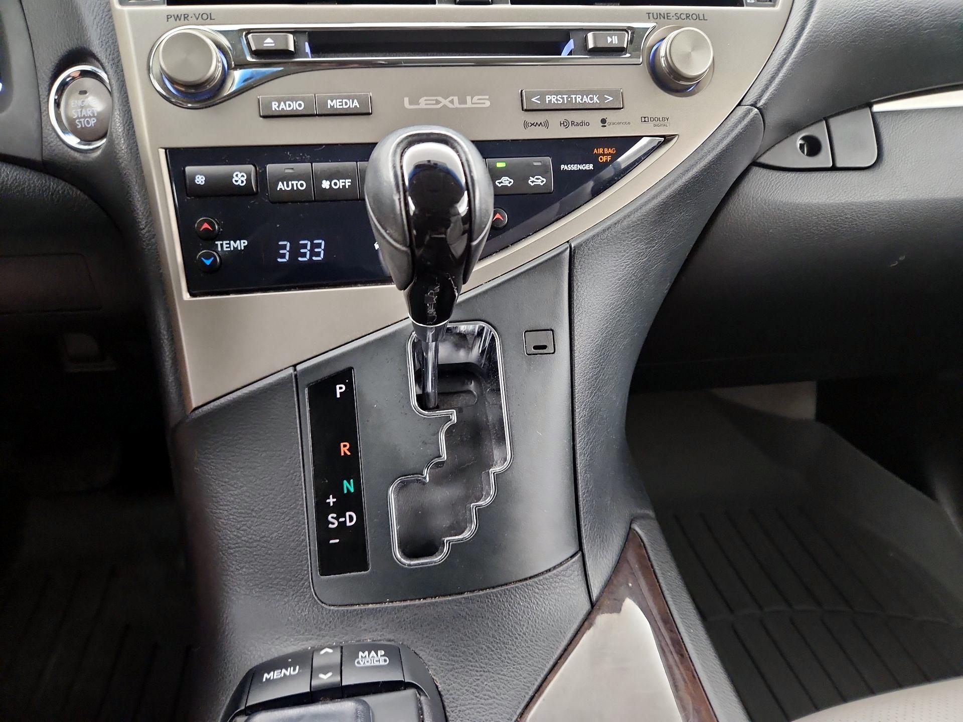 Thumbnail: 2015 Lexus RX - 18