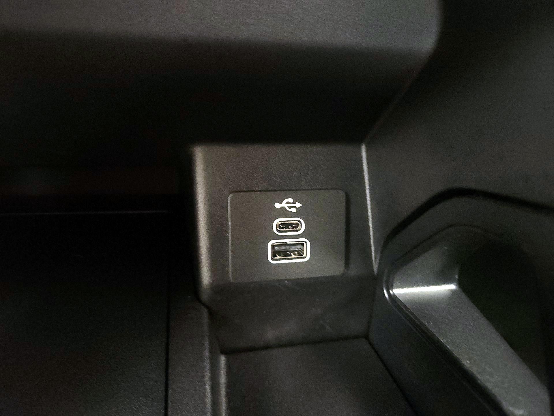 Thumbnail: 2025 Ford Ranger - 18